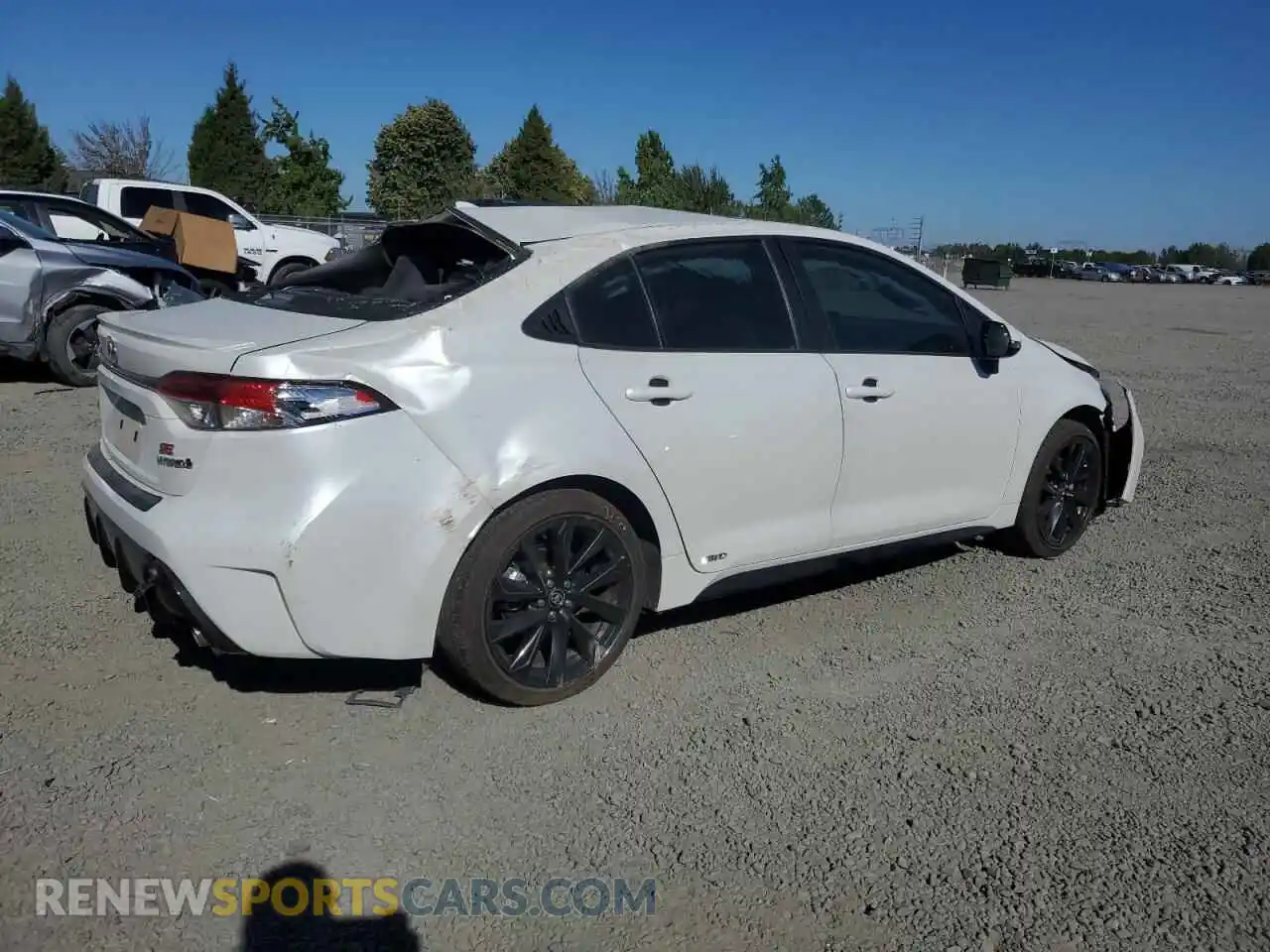 3 Photograph of a damaged car JTDBDMHE6RJ011354 TOYOTA COROLLA 2024