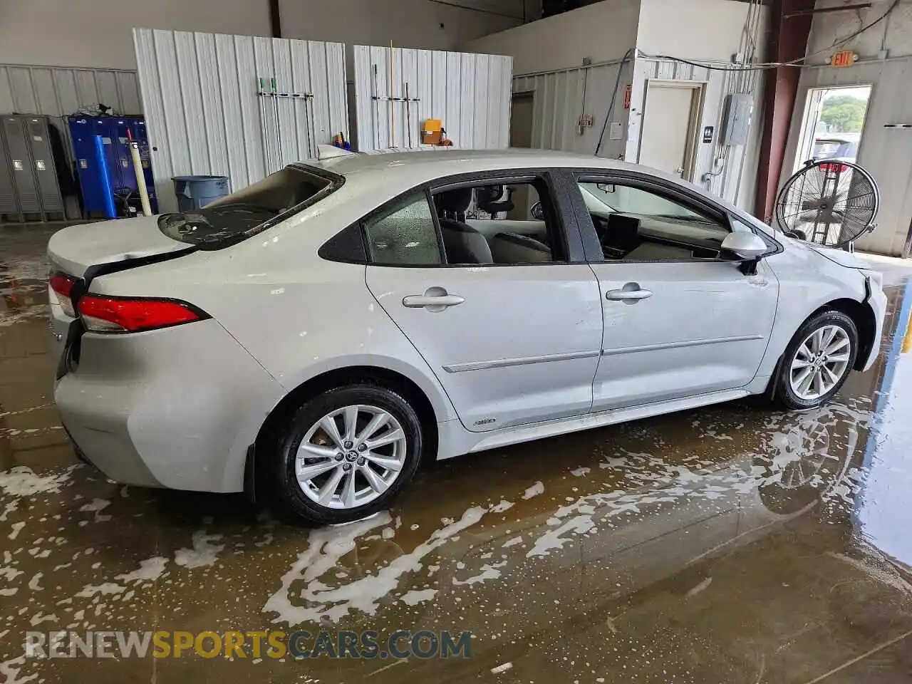 3 fotografías del automóvil dañado JTDBDMHE7RJ006938 TOYOTA COROLLA 2024
