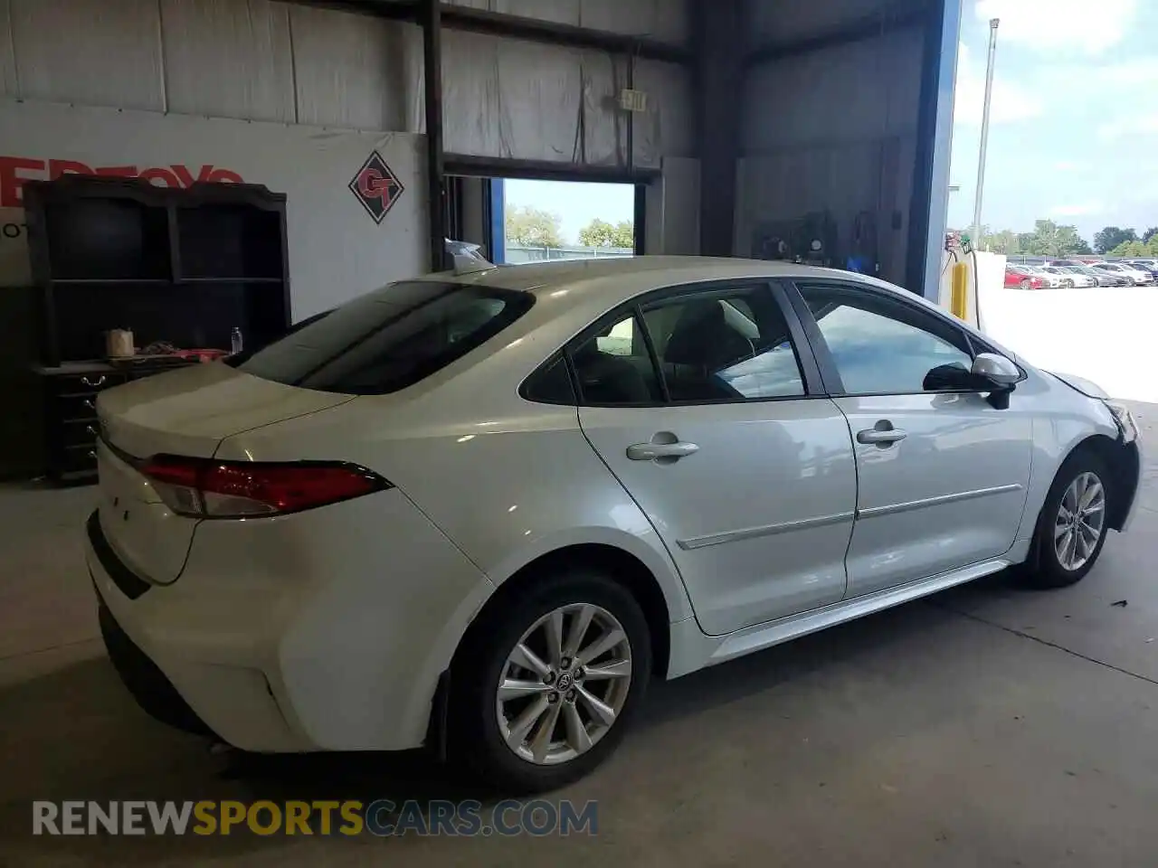 3 Photograph of a damaged car JTDBDMHE9R3015872 TOYOTA COROLLA 2024