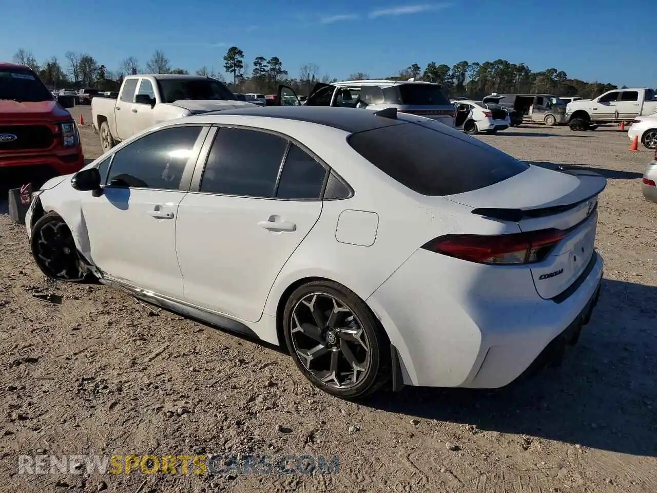 2 Photograph of a damaged car 5YFB4MCE4SP249227 TOYOTA COROLLA 2025