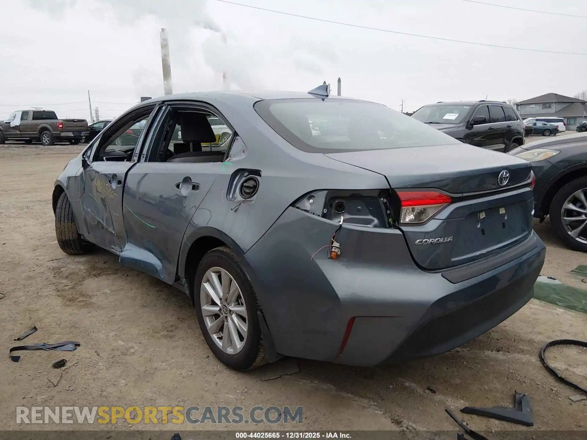 3 Photograph of a damaged car 5YFB4MDE0SP301032 TOYOTA COROLLA 2025