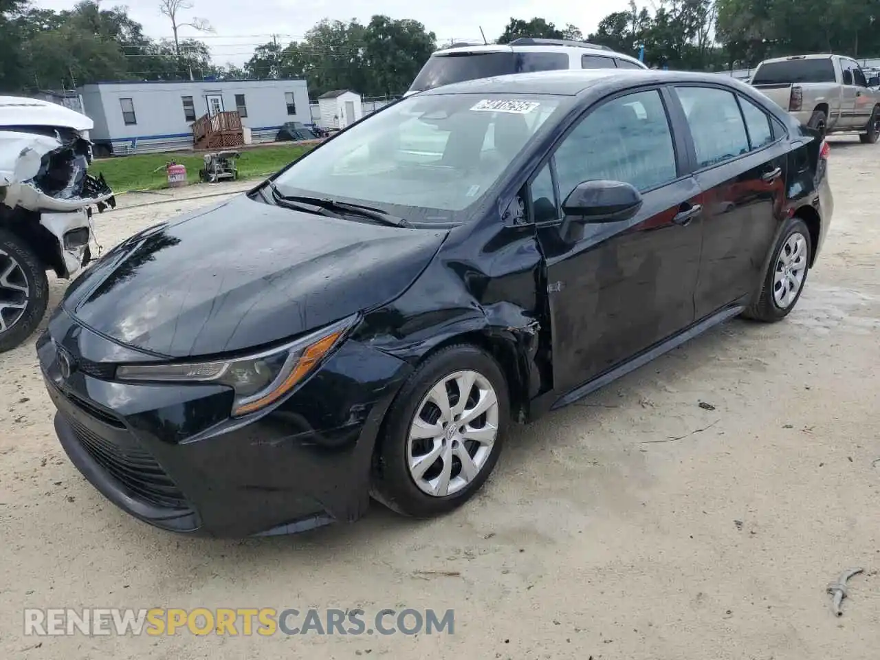 1 Photograph of a damaged car 5YFB4MDE2SP258751 TOYOTA COROLLA 2025