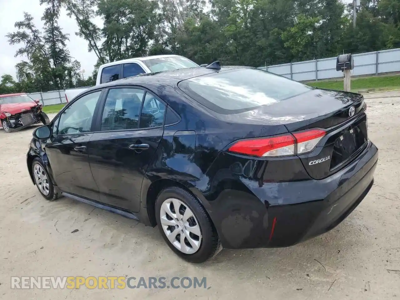 2 Photograph of a damaged car 5YFB4MDE2SP258751 TOYOTA COROLLA 2025