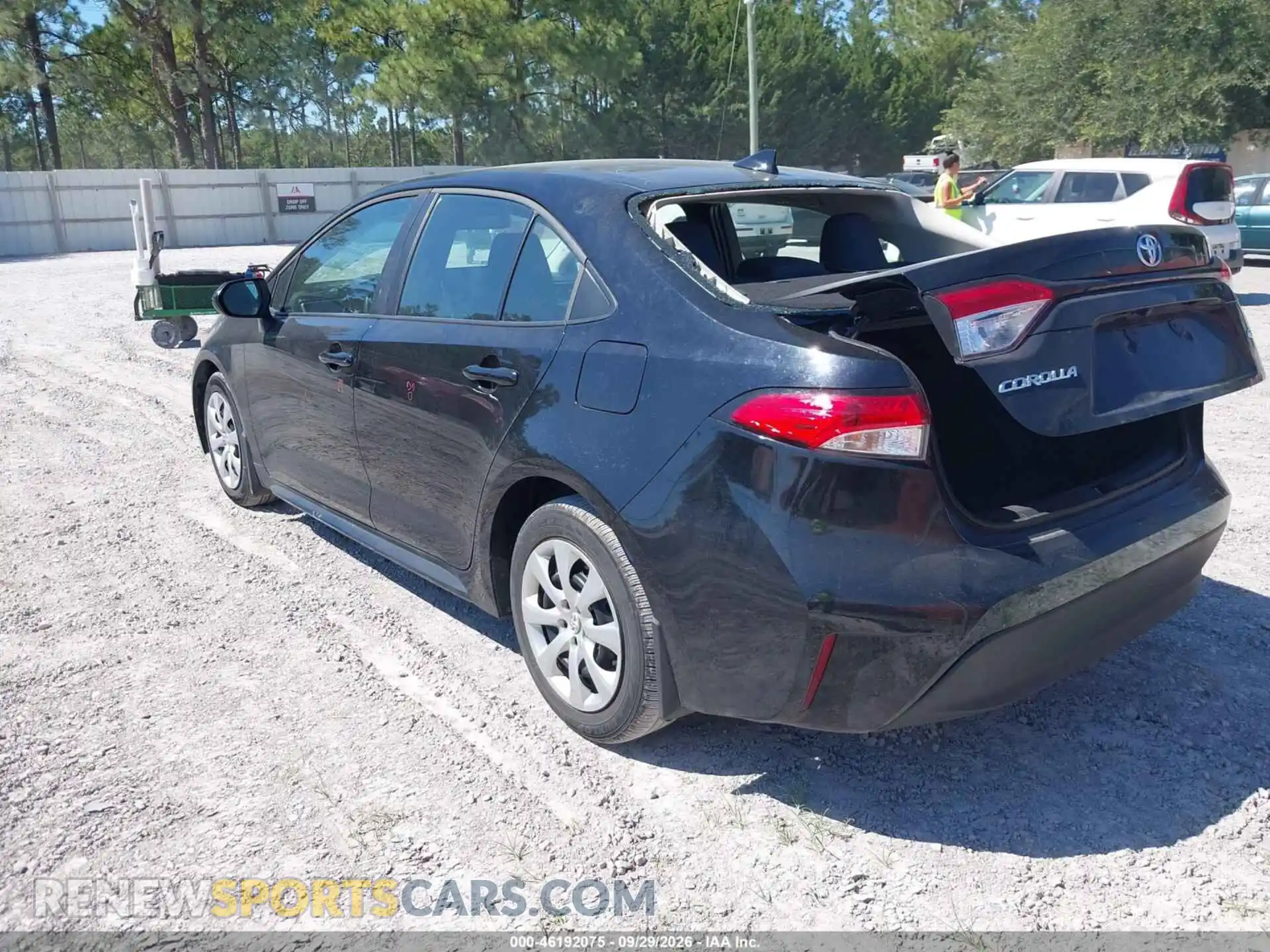 3 Photograph of a damaged car 5YFB4MDE2SP287103 TOYOTA COROLLA 2025