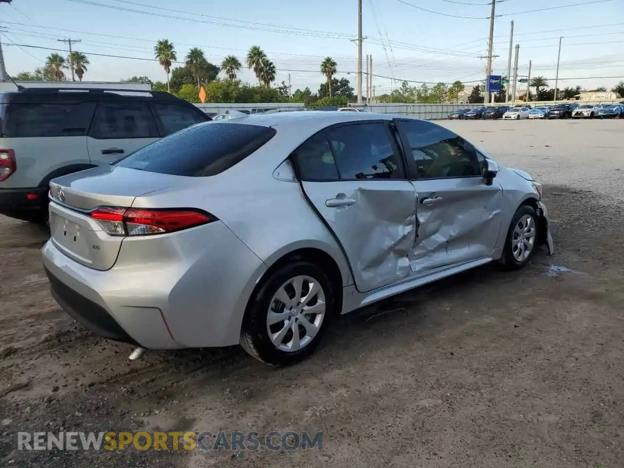3 Photograph of a damaged car 5YFB4MDE2SP320357 TOYOTA COROLLA 2025