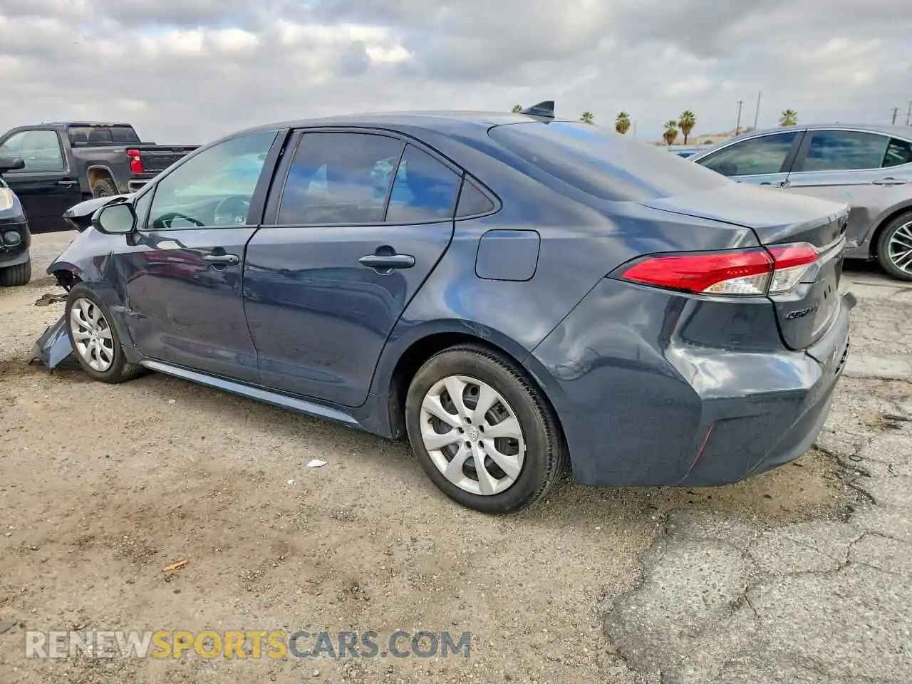 2 Photograph of a damaged car 5YFB4MDE3SP249735 TOYOTA COROLLA 2025