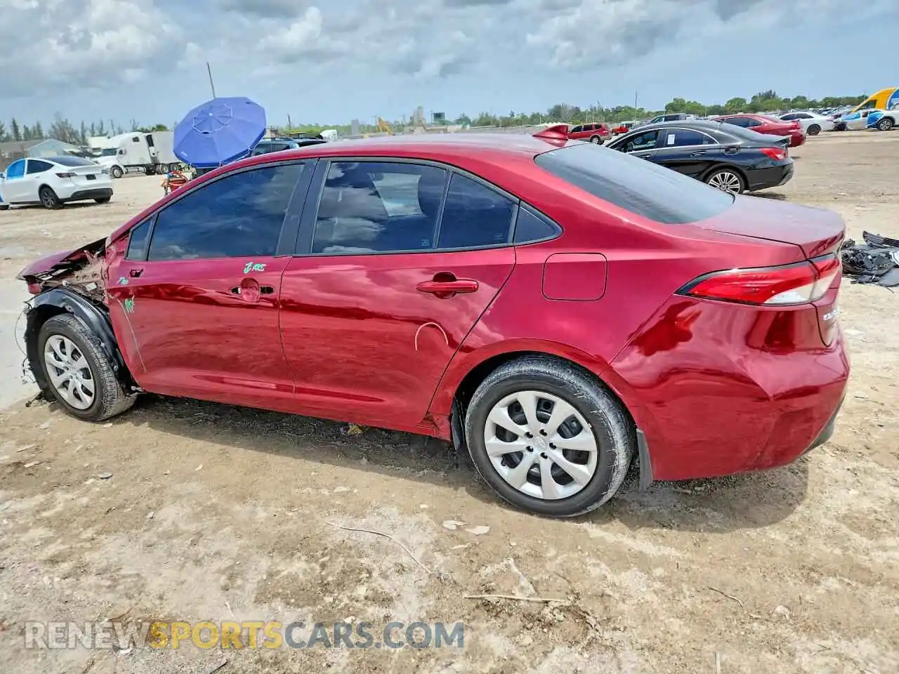 2 fotografías del automóvil dañado 5YFB4MDE4SP293047 TOYOTA COROLLA 2025