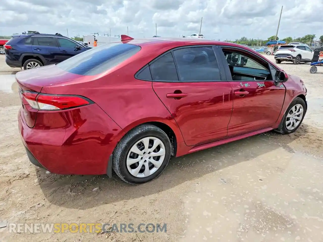 3 fotografías del automóvil dañado 5YFB4MDE4SP293047 TOYOTA COROLLA 2025