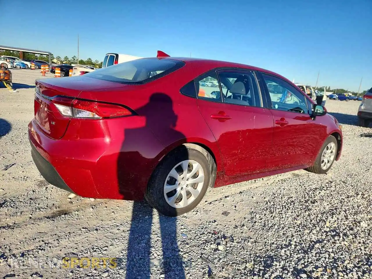 3 fotografías del automóvil dañado 5YFB4MDE8SP229092 TOYOTA COROLLA 2025