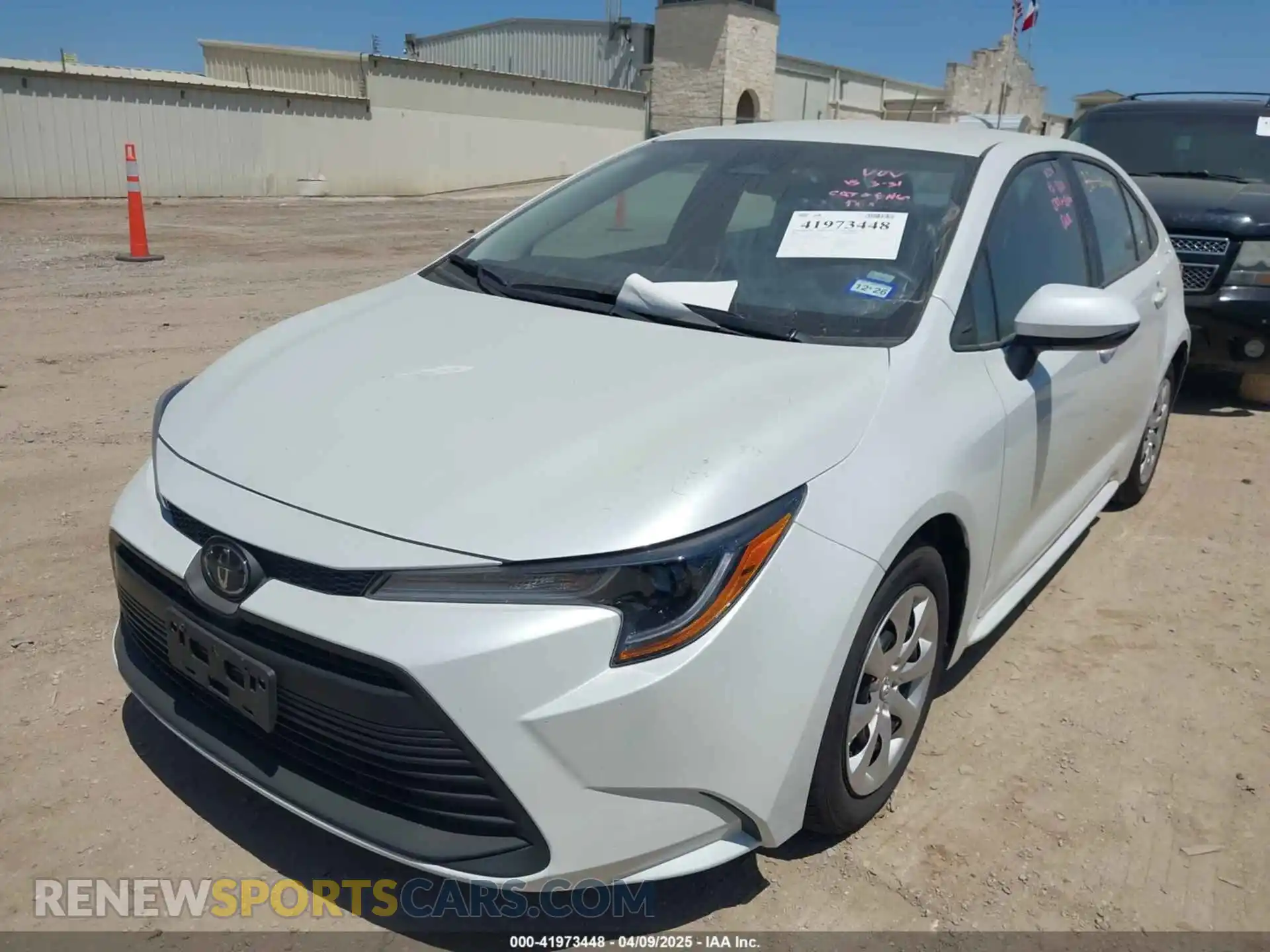 2 Photograph of a damaged car 5YFB4MDE9SP258486 TOYOTA COROLLA 2025