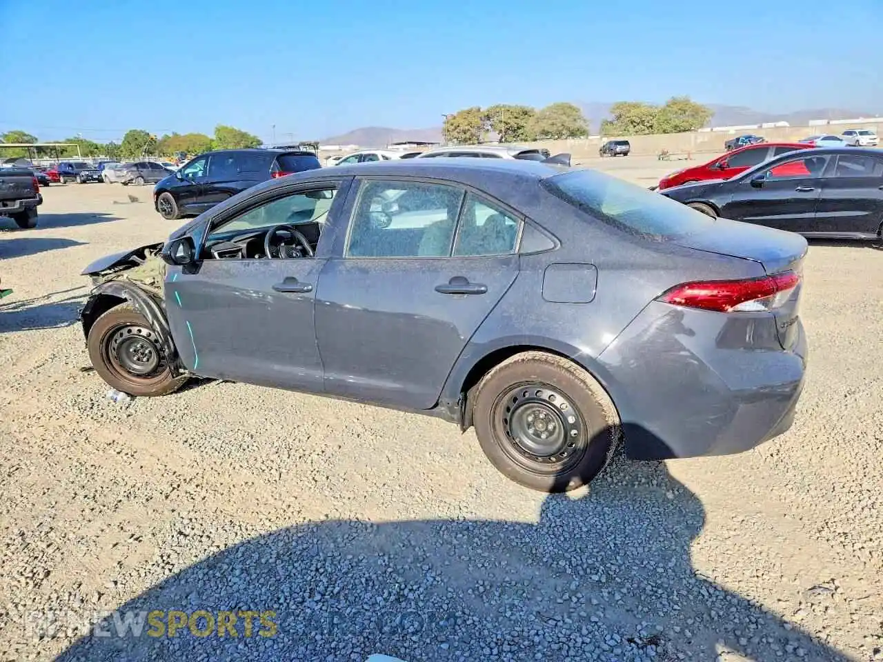 2 Photograph of a damaged car 5YFB4MDE9SP301997 TOYOTA COROLLA 2025