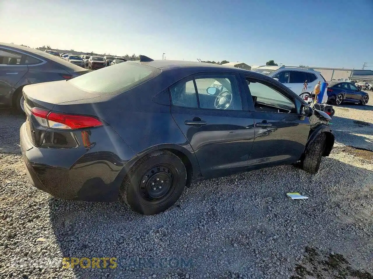 3 Photograph of a damaged car 5YFB4MDE9SP301997 TOYOTA COROLLA 2025