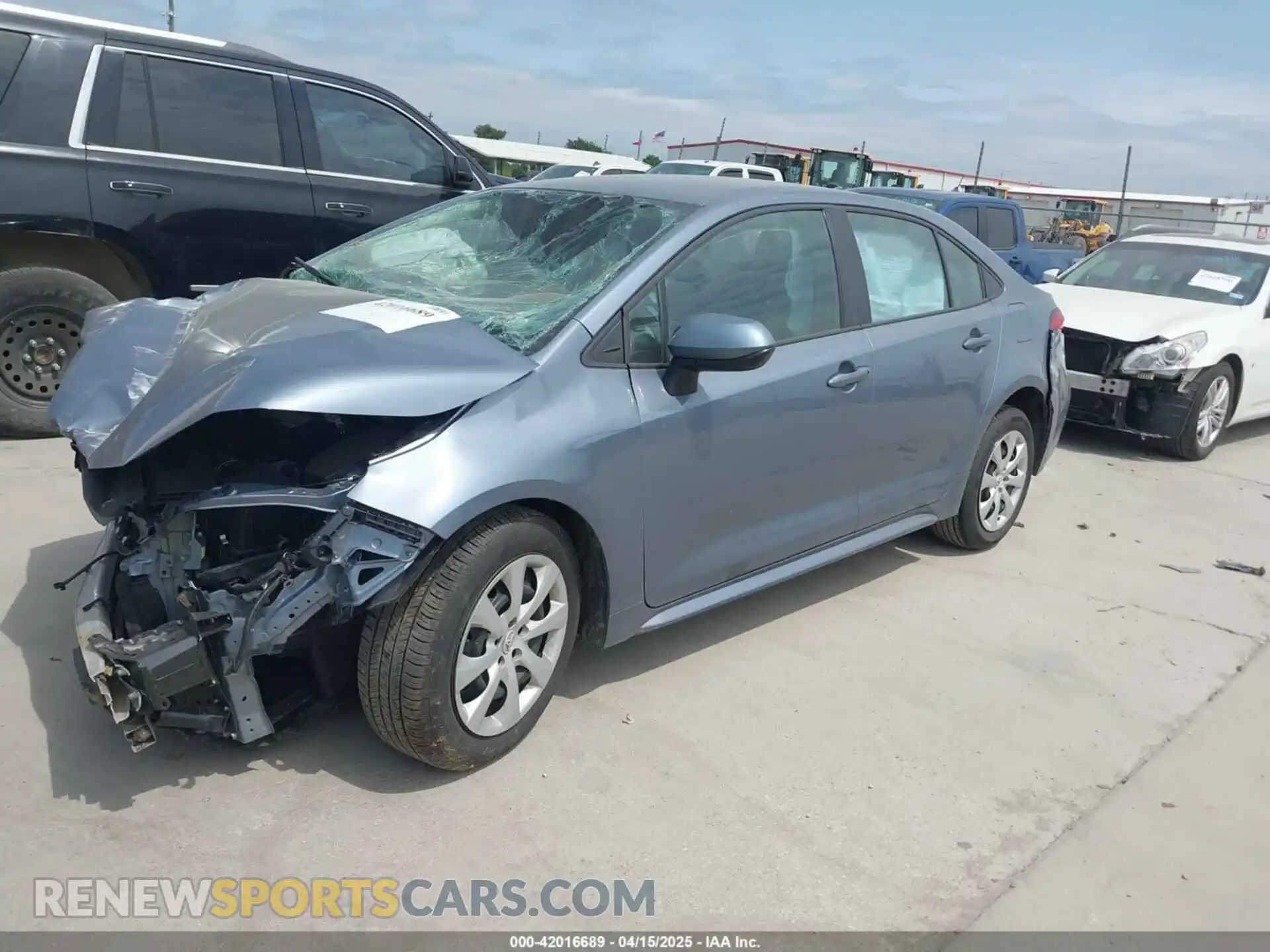 2 Photograph of a damaged car 5YFB4MDEXSP237243 TOYOTA COROLLA 2025