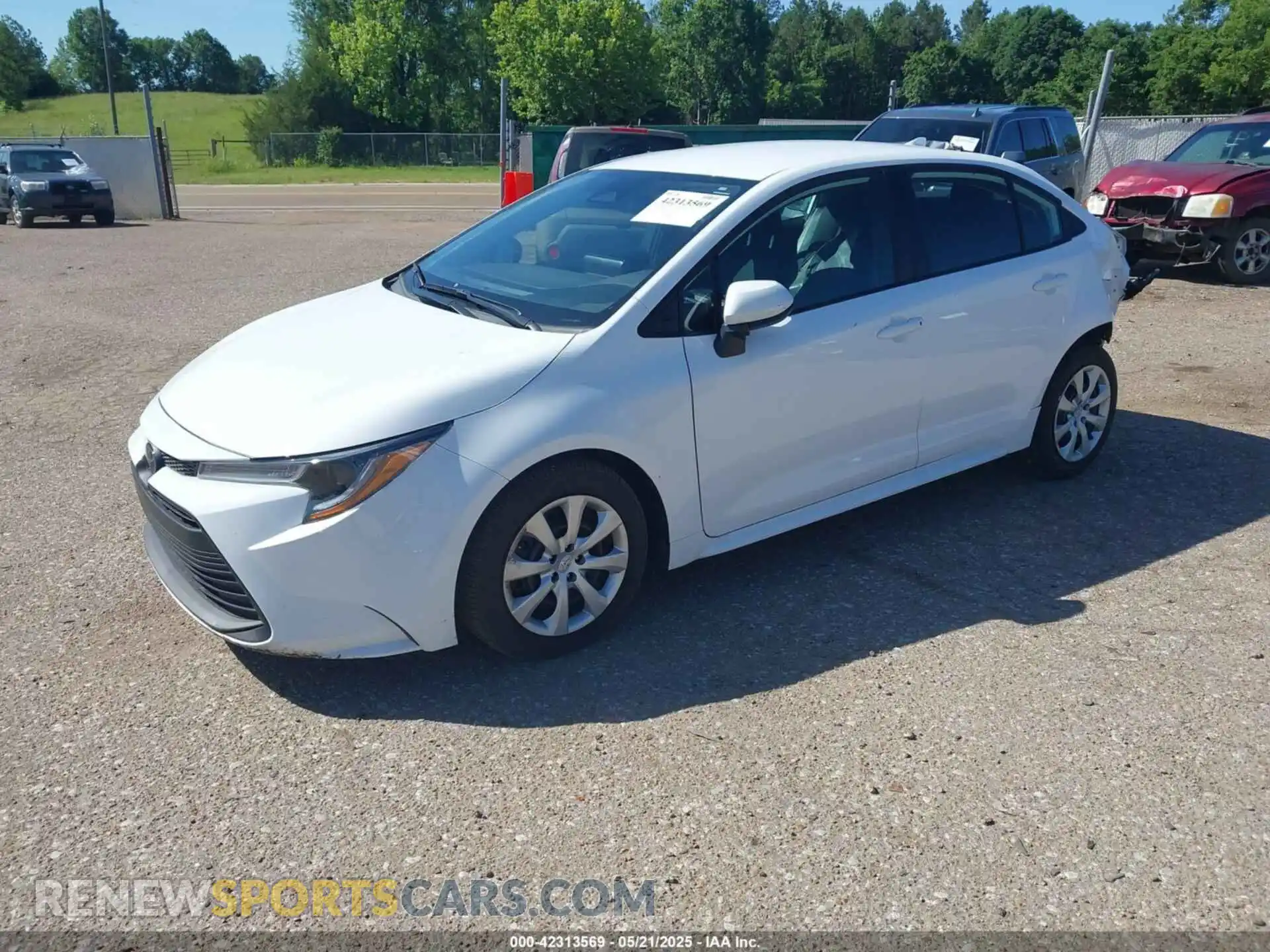 2 Photograph of a damaged car 5YFB4MDEXSP259601 TOYOTA COROLLA 2025