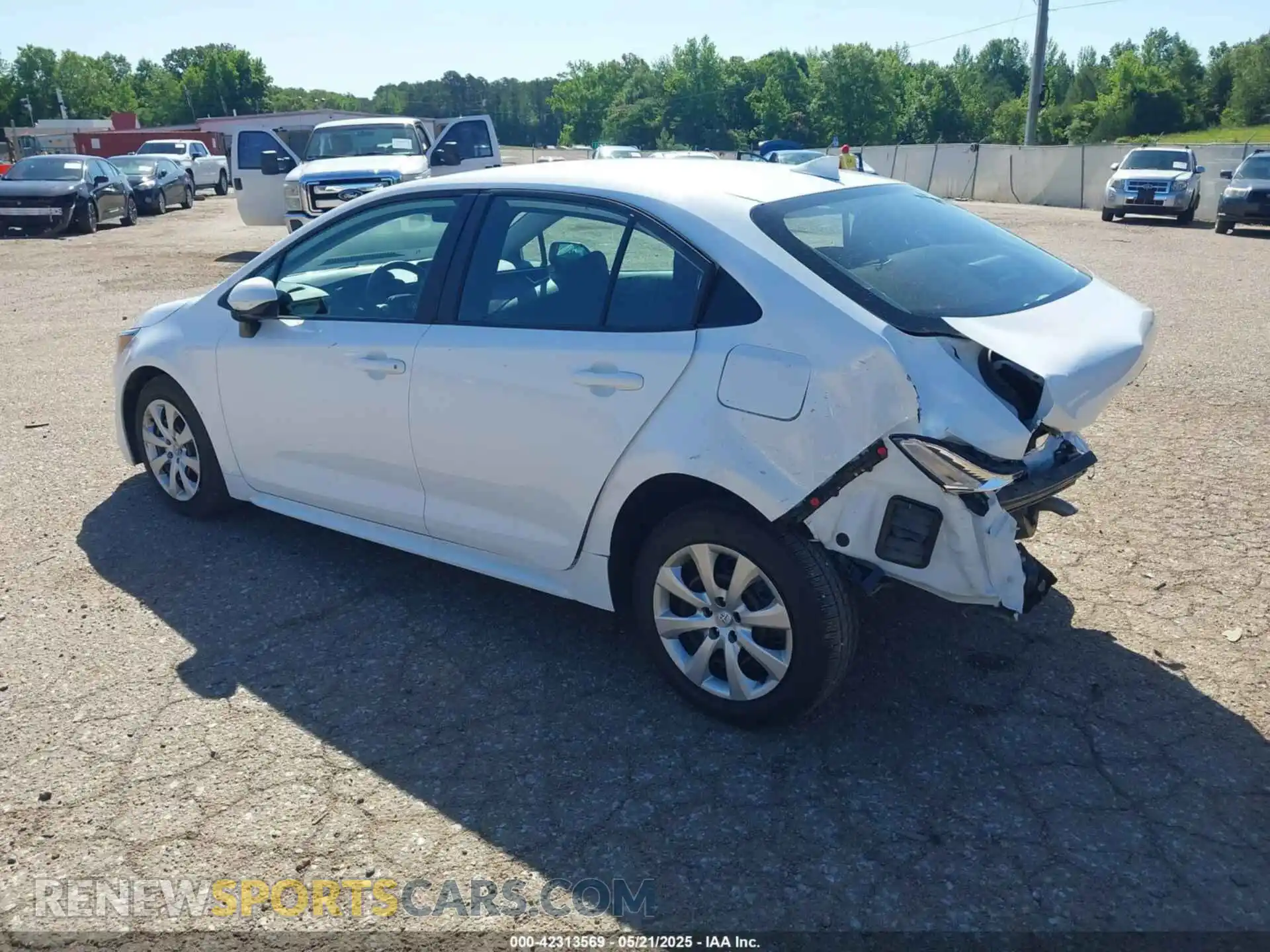 3 Photograph of a damaged car 5YFB4MDEXSP259601 TOYOTA COROLLA 2025