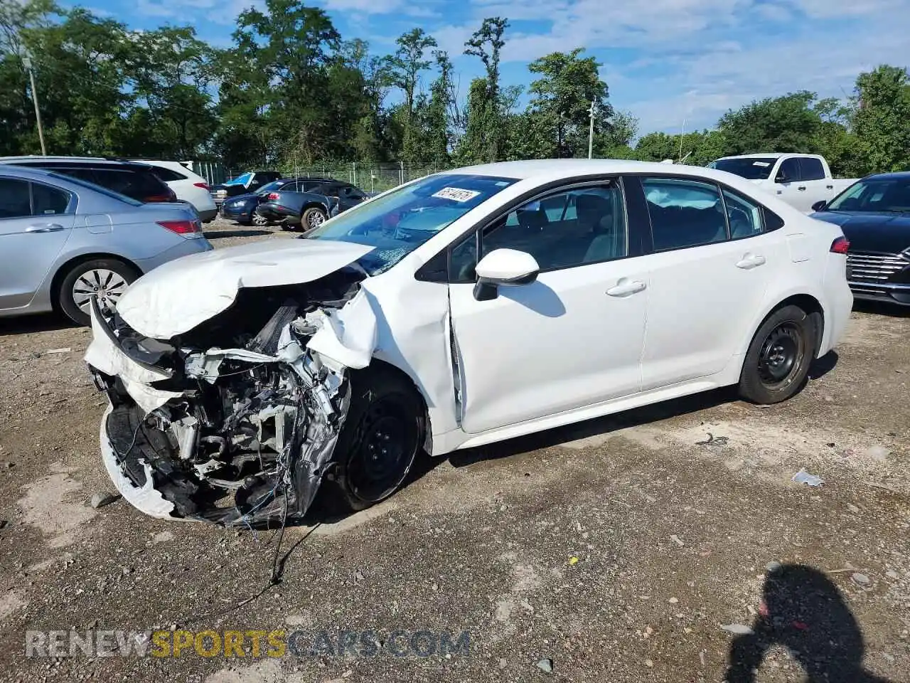 1 Photograph of a damaged car 5YFB4MDEXSP261185 TOYOTA COROLLA 2025