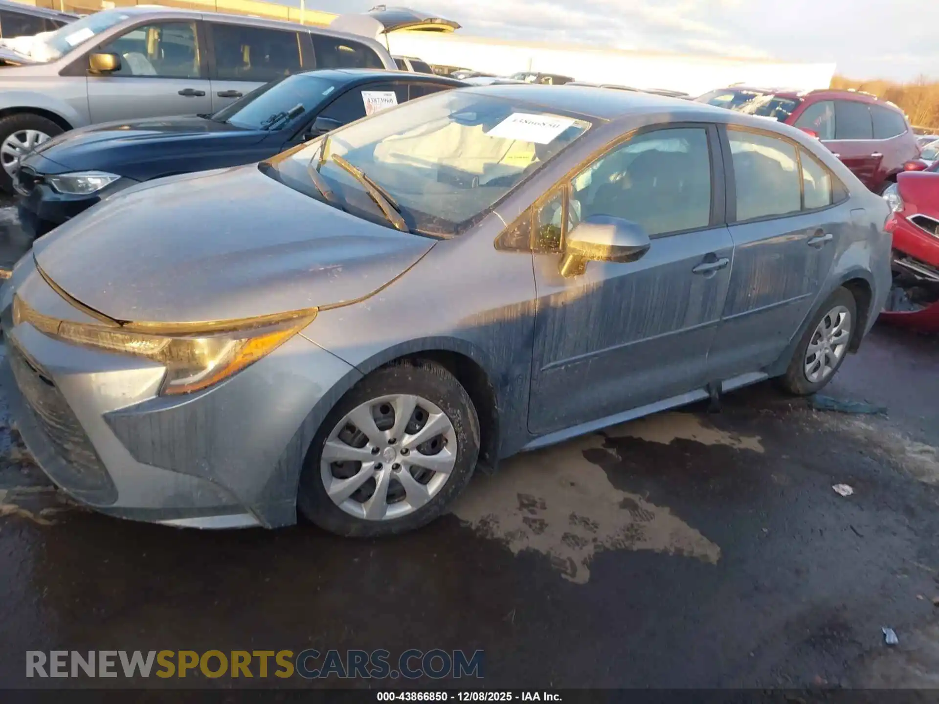 2 Photograph of a damaged car 5YFB4MDEXSP269948 TOYOTA COROLLA 2025