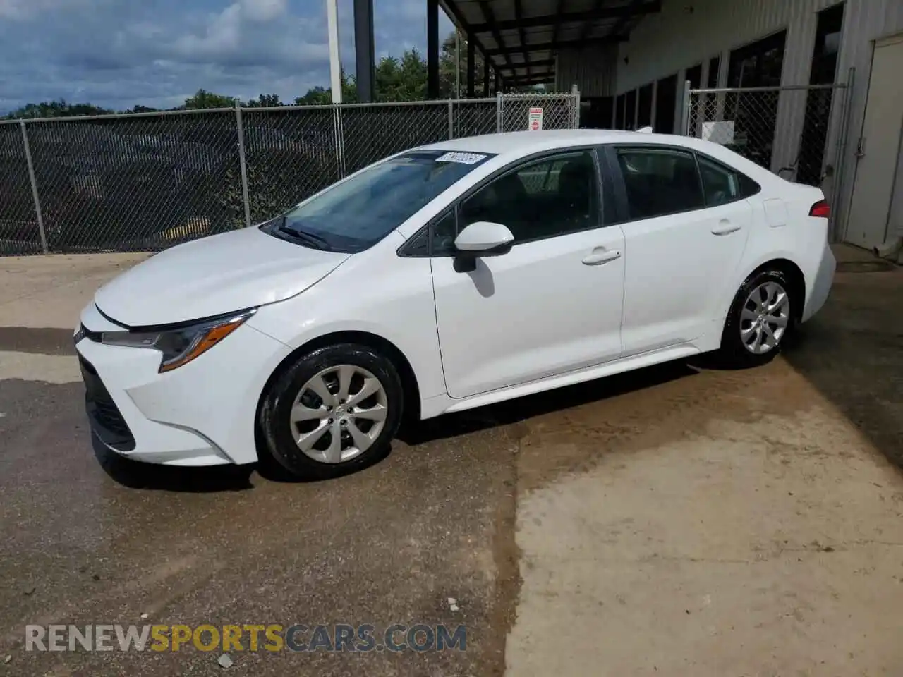 1 Photograph of a damaged car 5YFB4MDEXSP282697 TOYOTA COROLLA 2025
