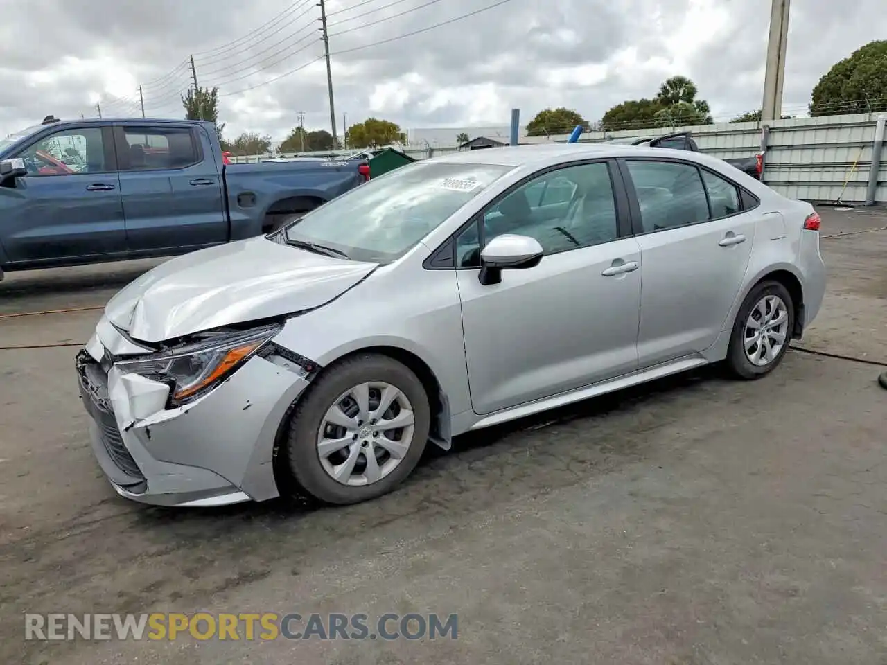 1 Photograph of a damaged car 5YFB4MDEXSP335687 TOYOTA COROLLA 2025
