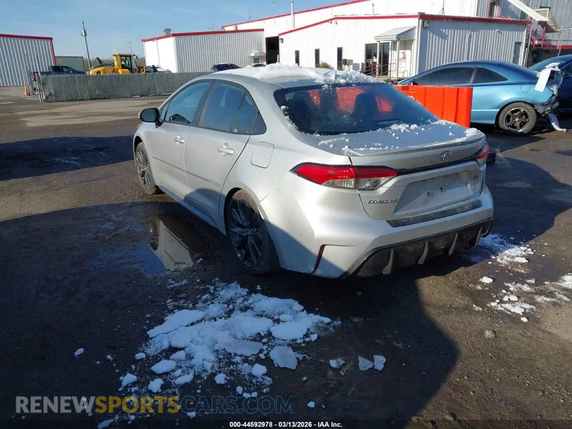 3 Фотография поврежденного автомобиля 5YFS4MCE0SP231372 TOYOTA COROLLA 2025