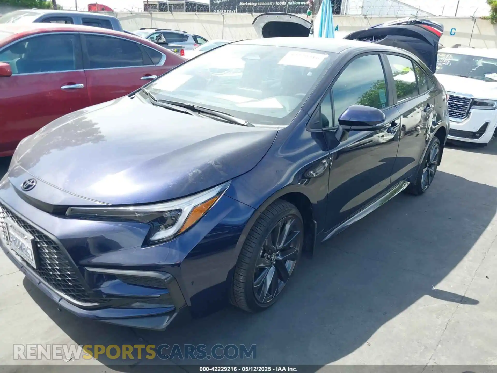 2 Photograph of a damaged car 5YFS4MCE1SP225239 TOYOTA COROLLA 2025