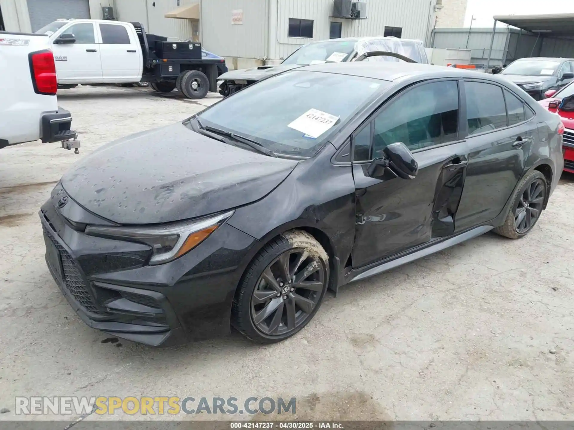 2 Photograph of a damaged car 5YFS4MCE1SP226570 TOYOTA COROLLA 2025