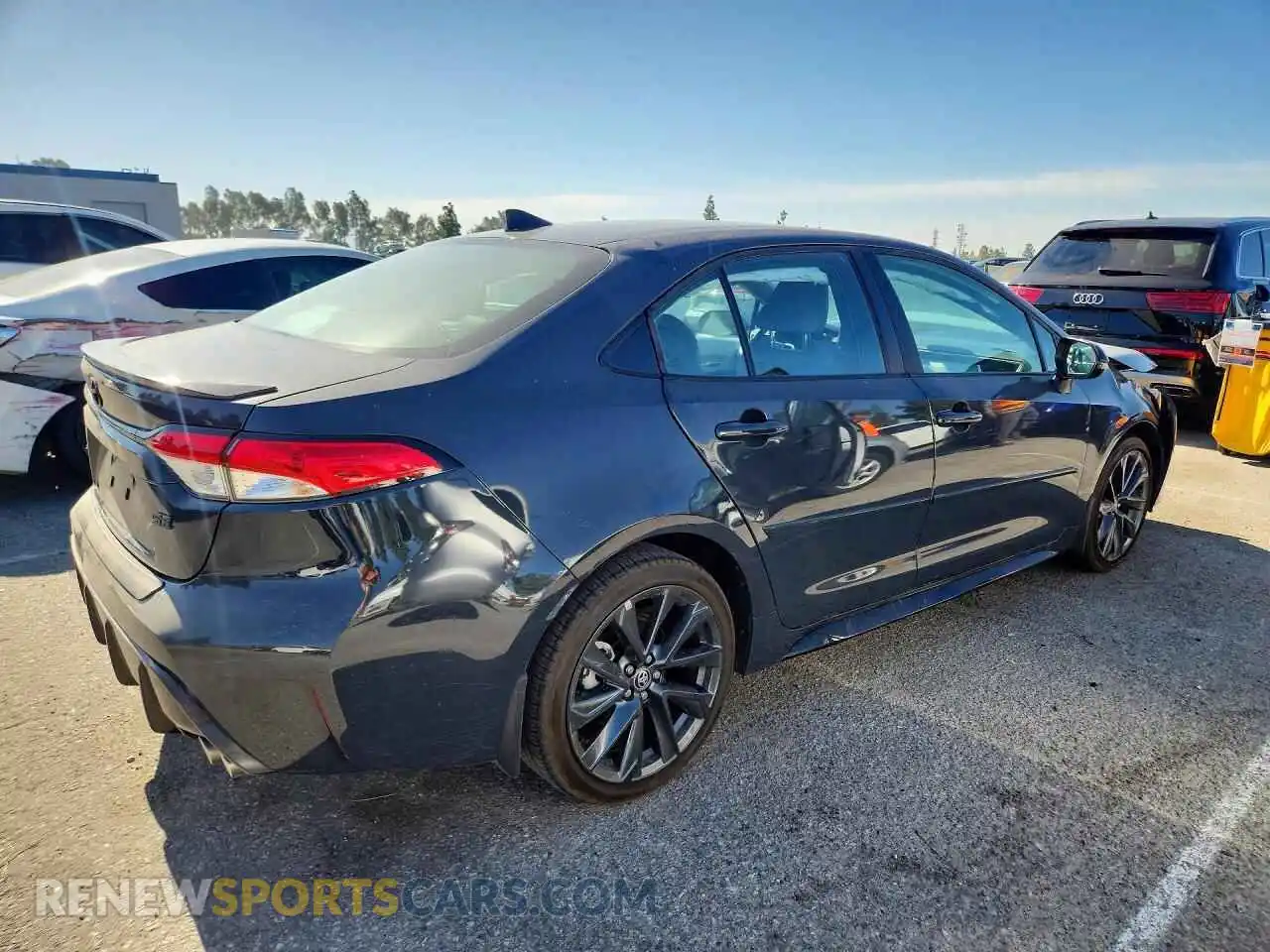 3 Photograph of a damaged car 5YFS4MCE1SP241991 TOYOTA COROLLA 2025