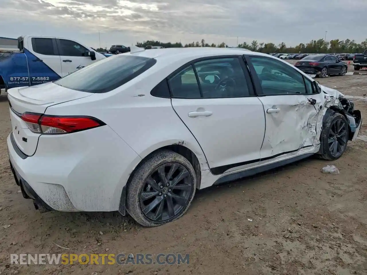 3 Photograph of a damaged car 5YFS4MCE2SP249453 TOYOTA COROLLA 2025