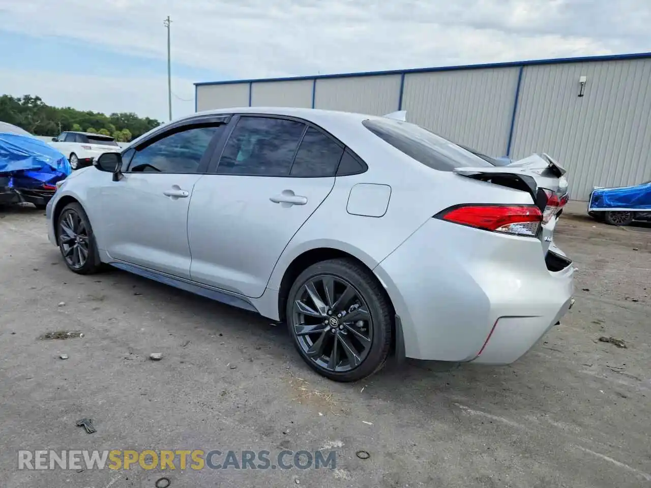 2 fotografías del automóvil dañado 5YFS4MCE4SP222187 TOYOTA COROLLA 2025