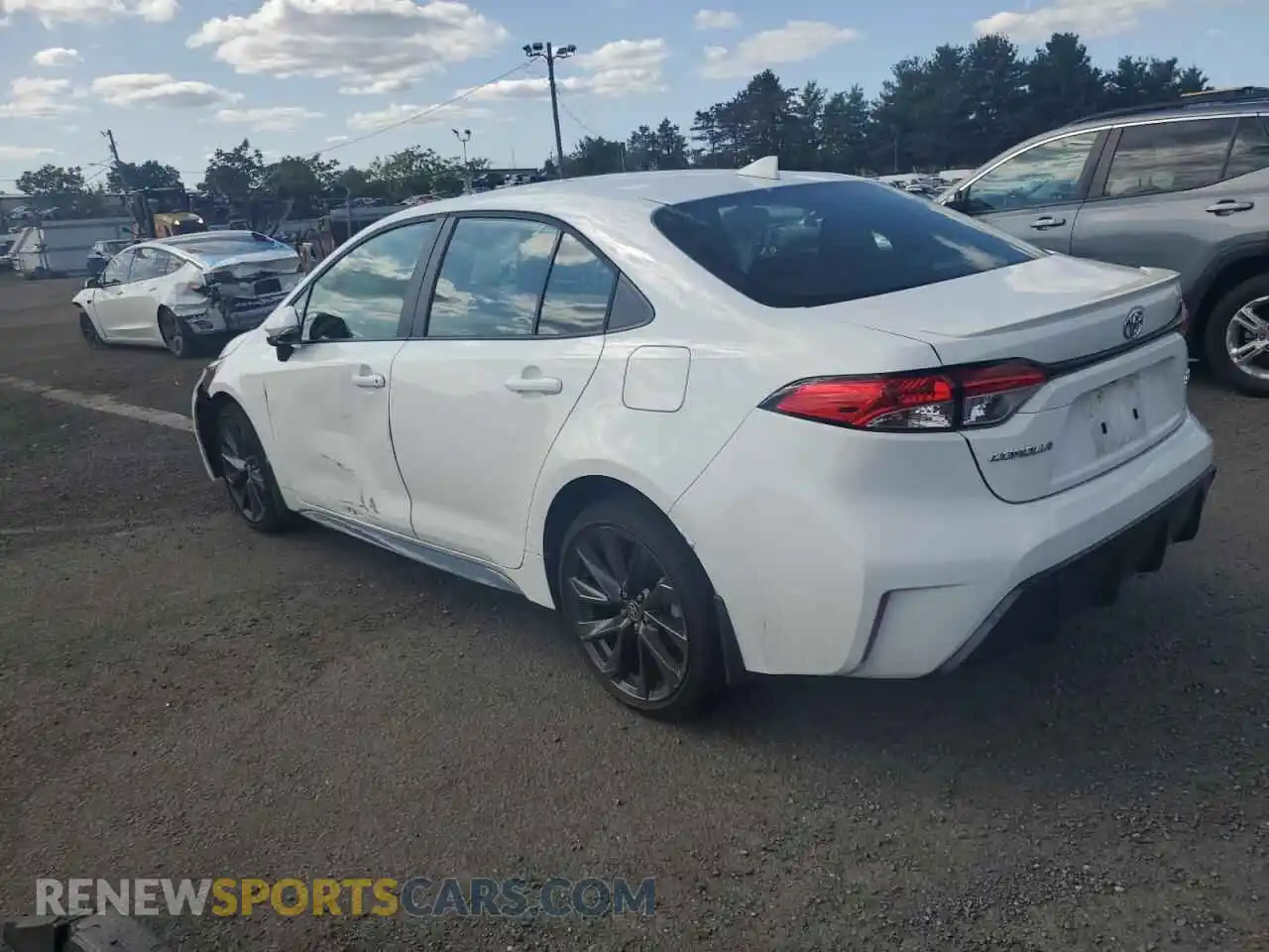 2 Photograph of a damaged car 5YFS4MCE5SP236308 TOYOTA COROLLA 2025