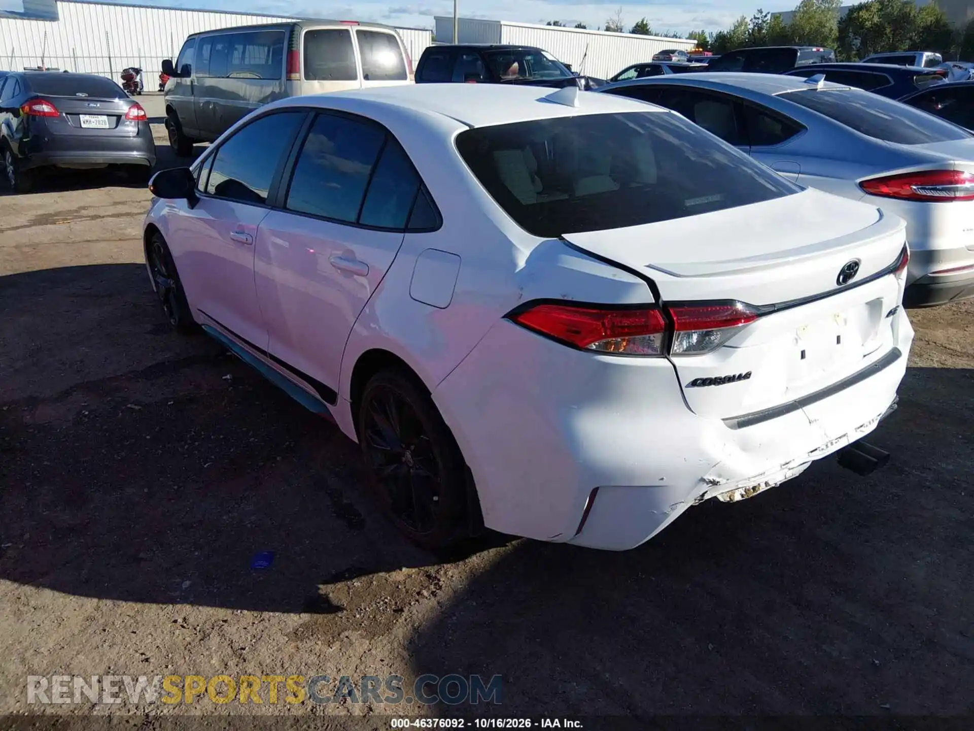 3 fotografías del automóvil dañado 5YFS4MCE5SP248040 TOYOTA COROLLA 2025