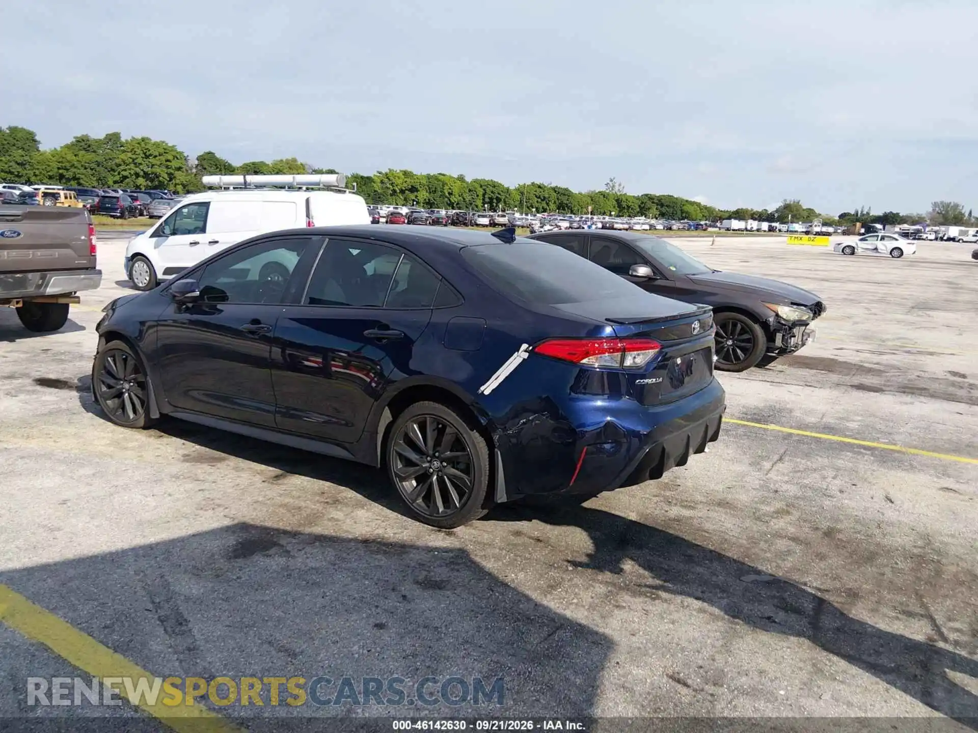 3 Photograph of a damaged car 5YFS4MCE6SP219548 TOYOTA COROLLA 2025