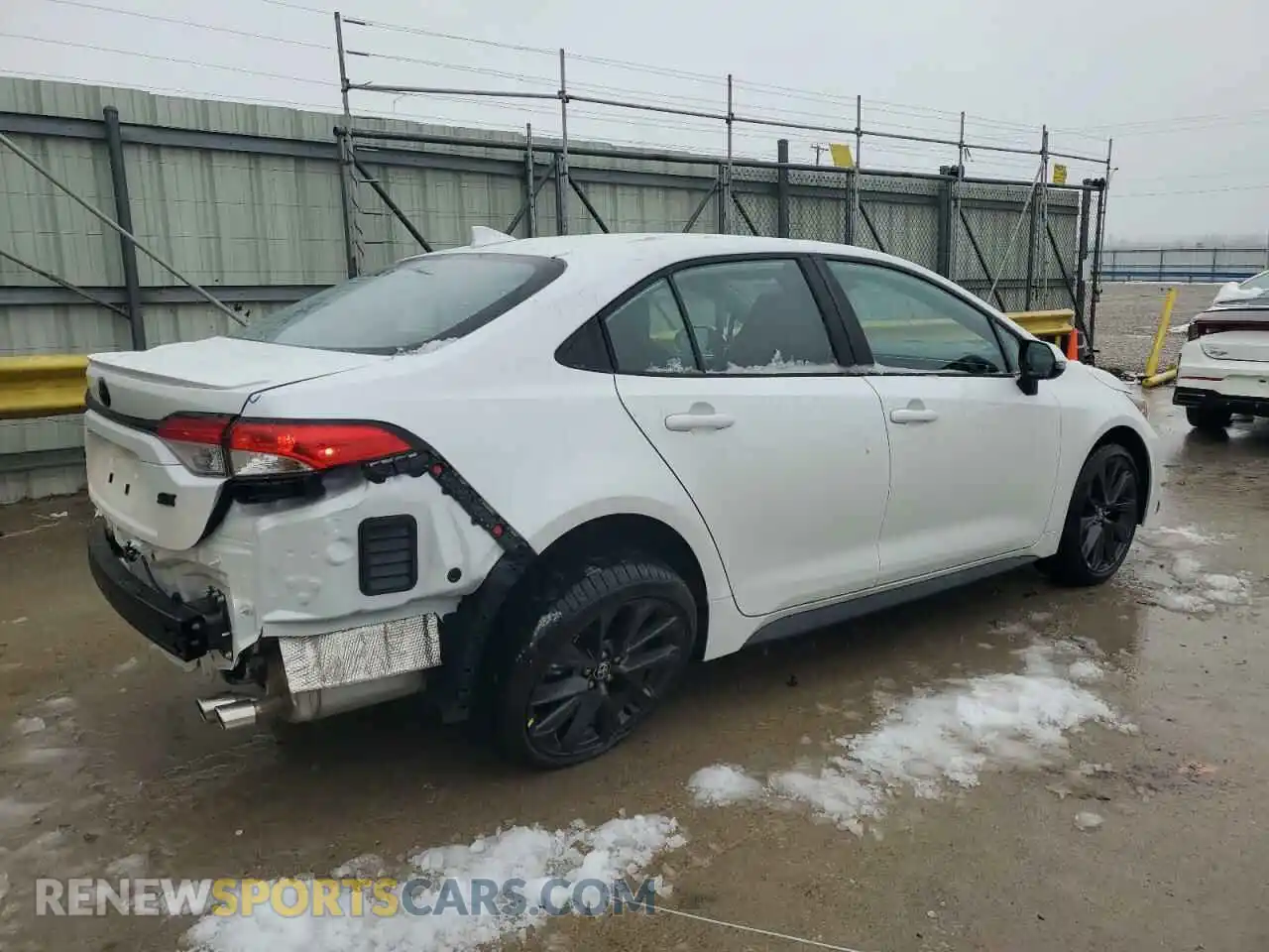 3 Photograph of a damaged car 5YFS4MCE7SP226427 TOYOTA COROLLA 2025