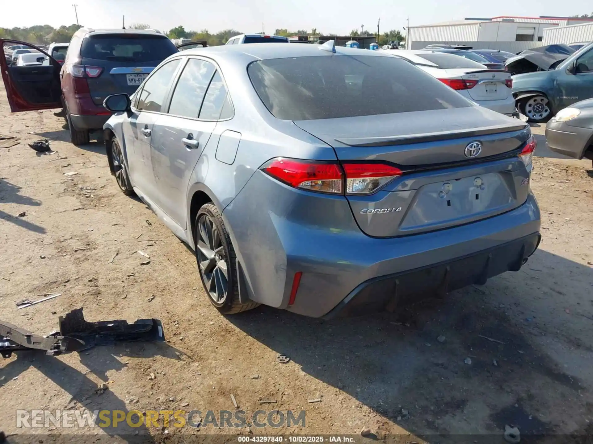 3 fotografías del automóvil dañado 5YFS4MCE7SP249156 TOYOTA COROLLA 2025