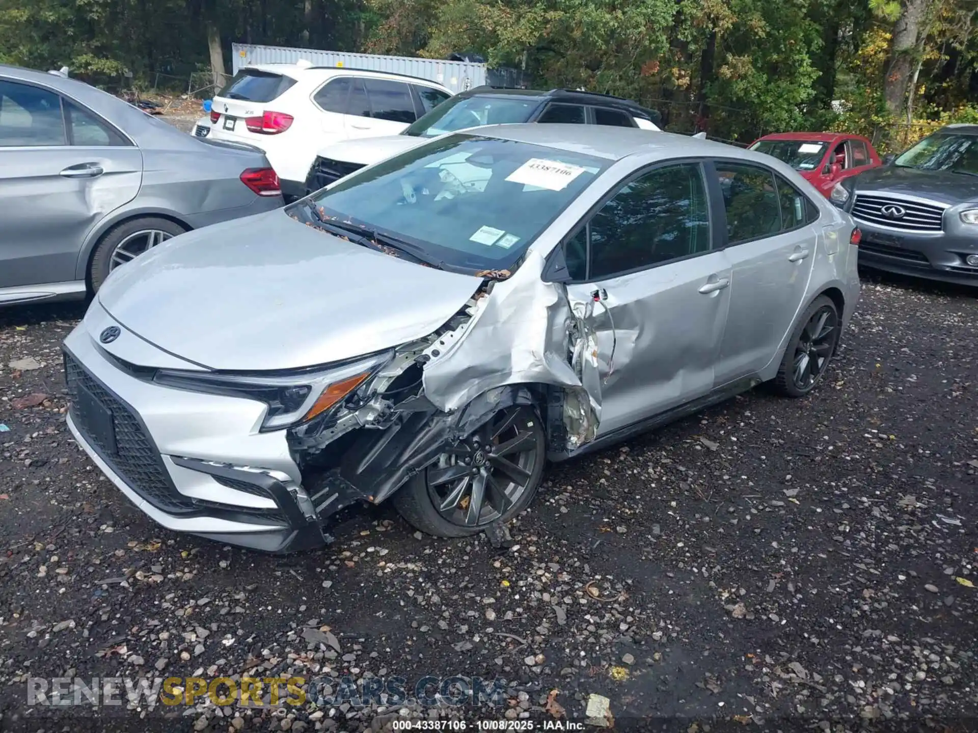 2 Photograph of a damaged car 5YFS4MCE7SP249710 TOYOTA COROLLA 2025