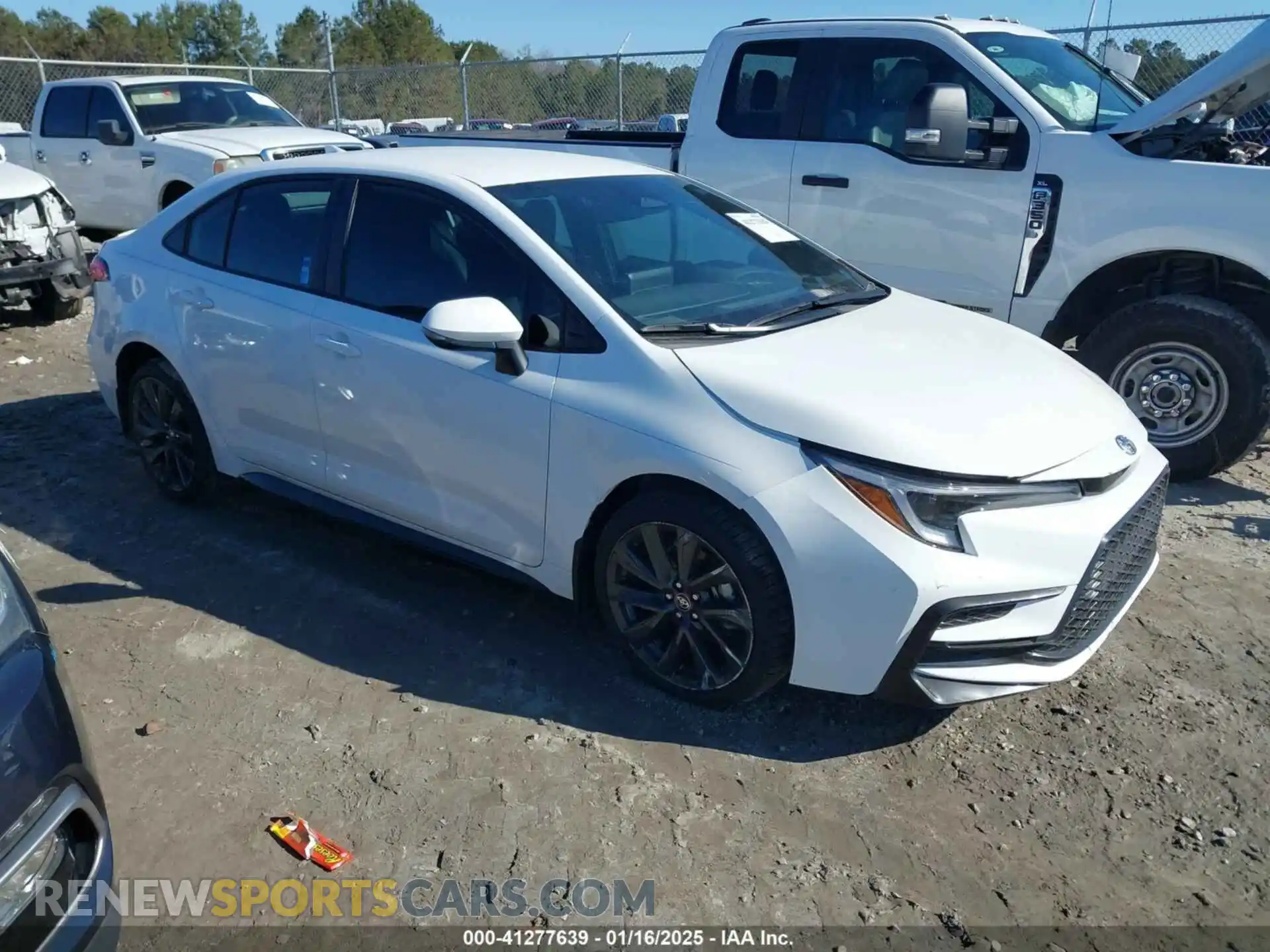 1 Photograph of a damaged car 5YFS4MCE8SP217705 TOYOTA COROLLA 2025