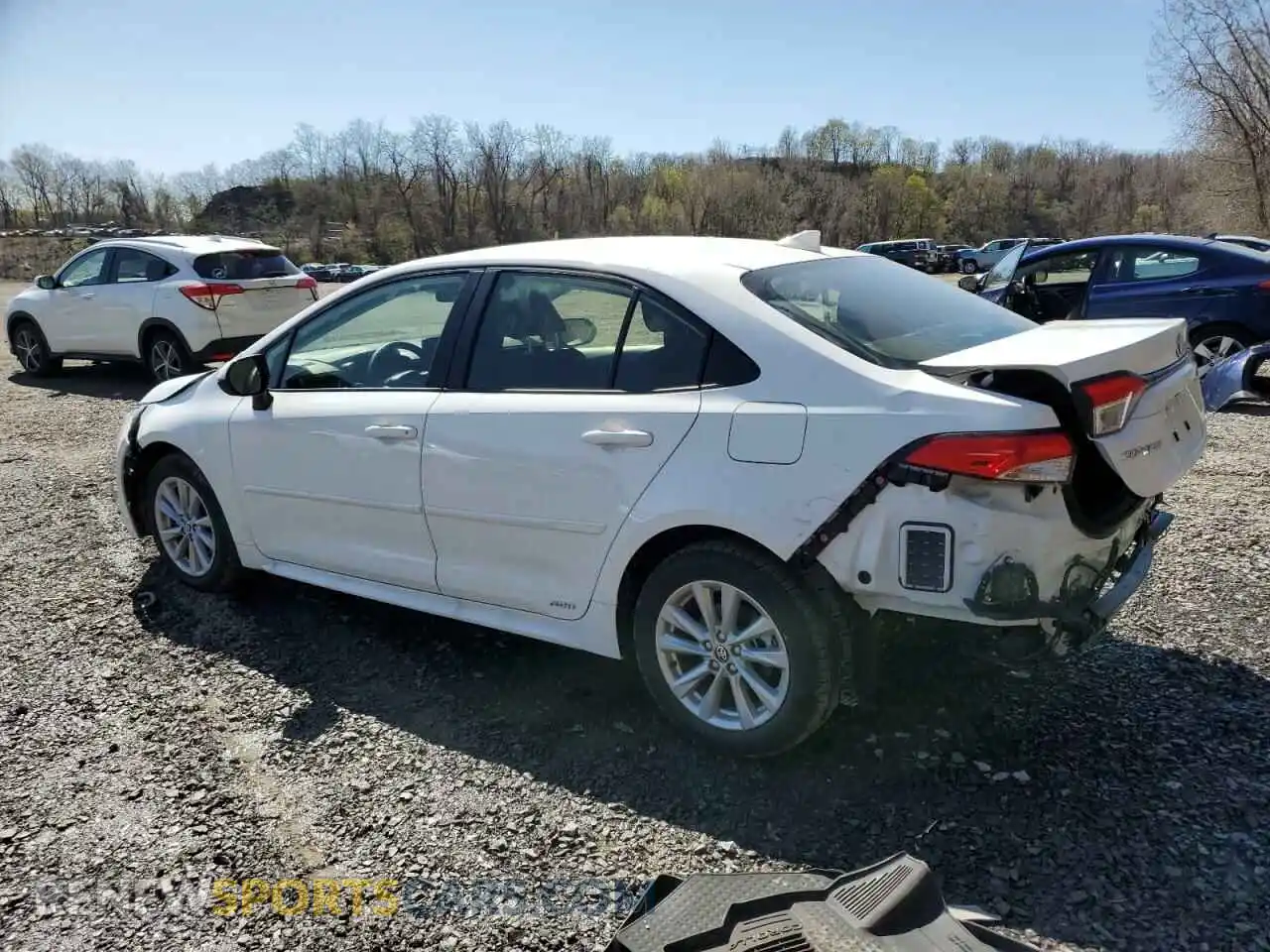 2 Photograph of a damaged car JTDBDMHE0S3017452 TOYOTA COROLLA 2025