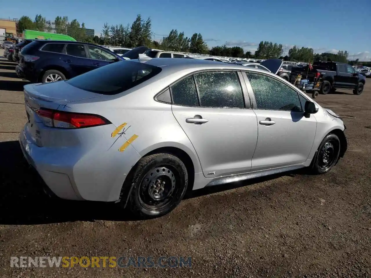 3 fotografías del automóvil dañado JTDBDMHE4SJ013786 TOYOTA COROLLA 2025