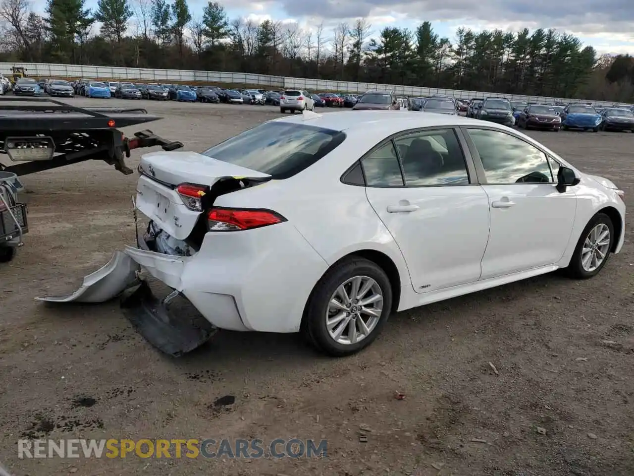 3 Photograph of a damaged car JTDBDMHE9S3018079 TOYOTA COROLLA 2025
