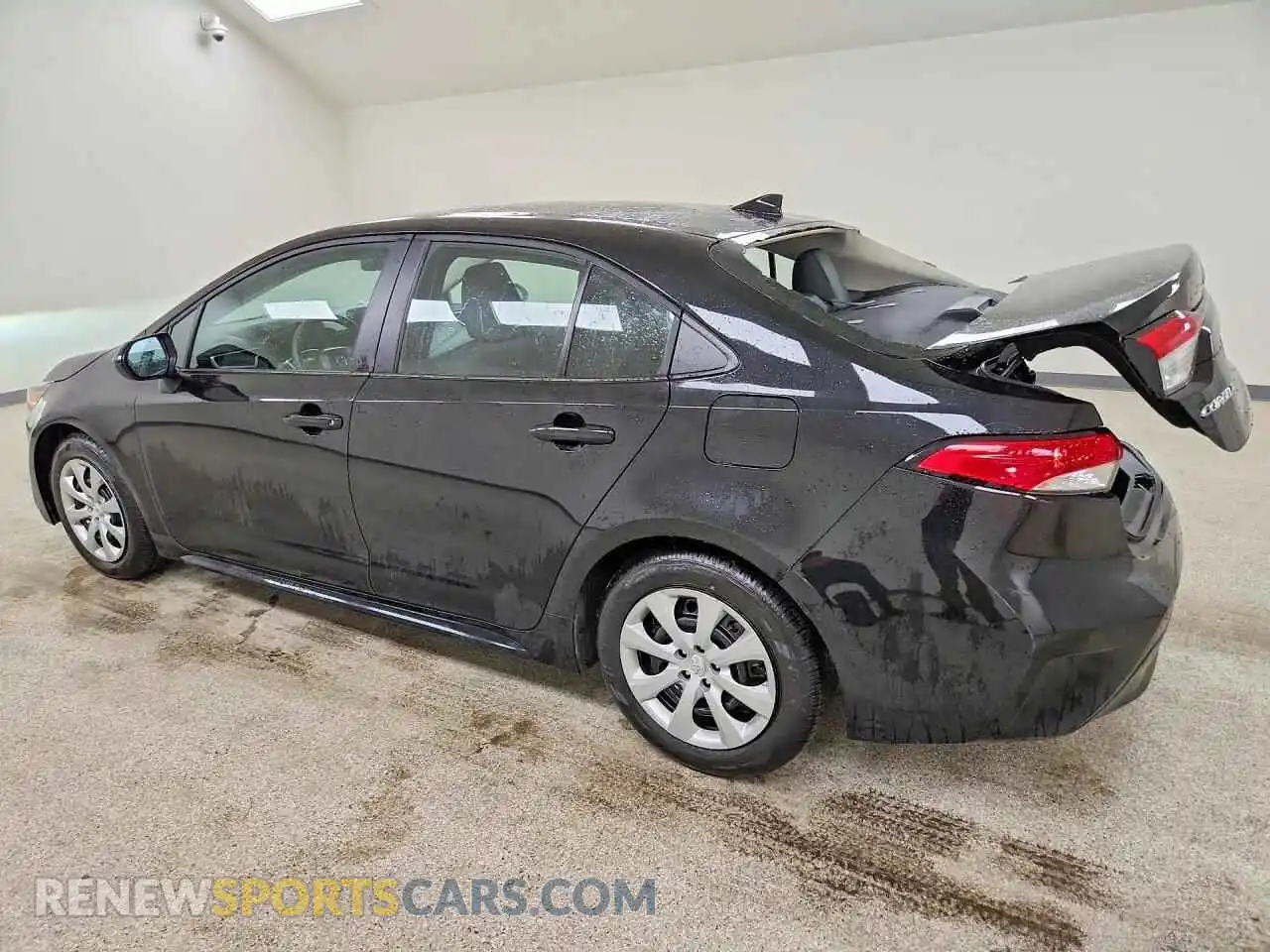 2 Photograph of a damaged car 5YFB4MDE2TP457302 TOYOTA COROLLA 2026