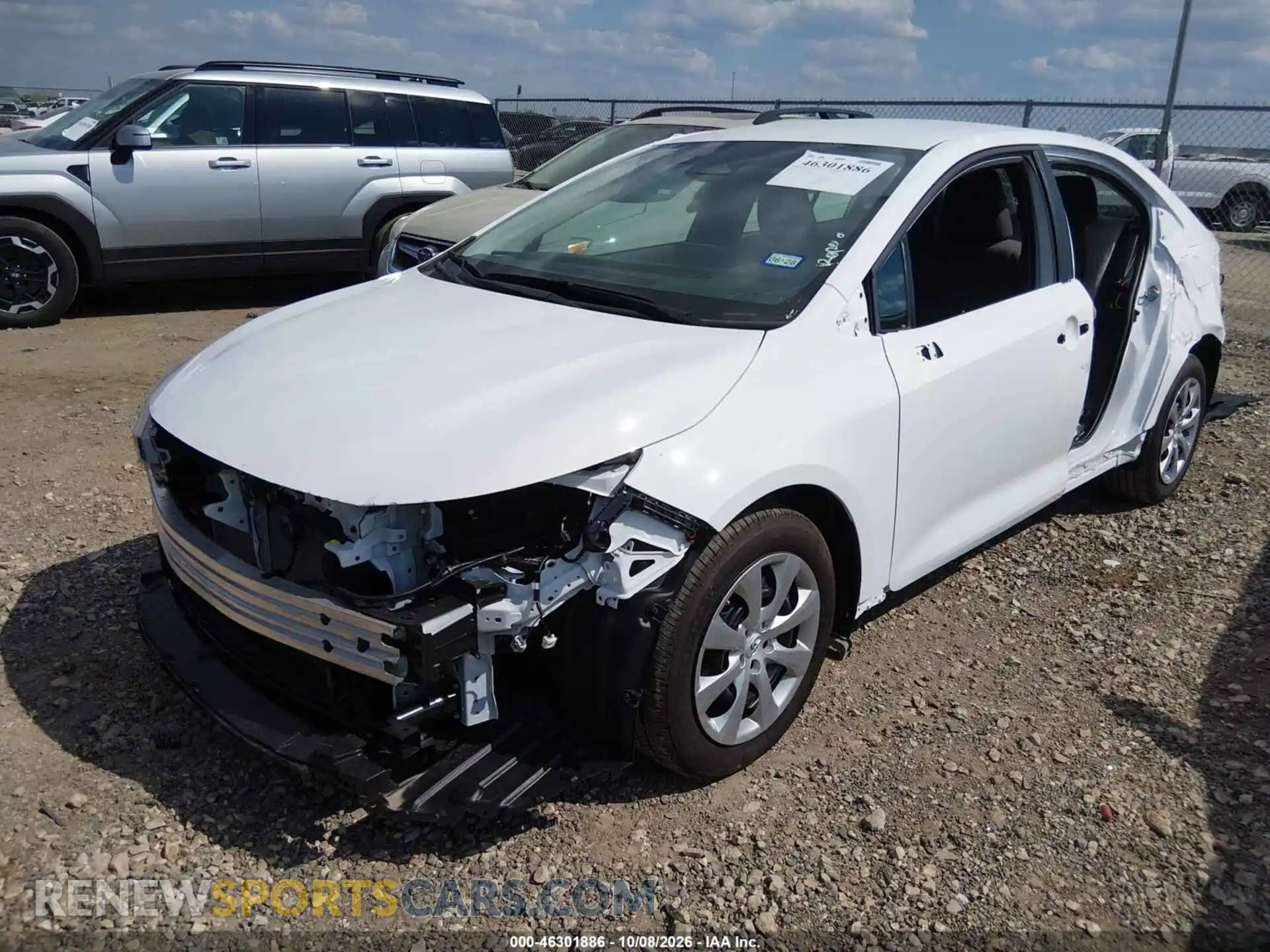 2 fotografías del automóvil dañado 5YFB4MDE3TP481981 TOYOTA COROLLA 2026