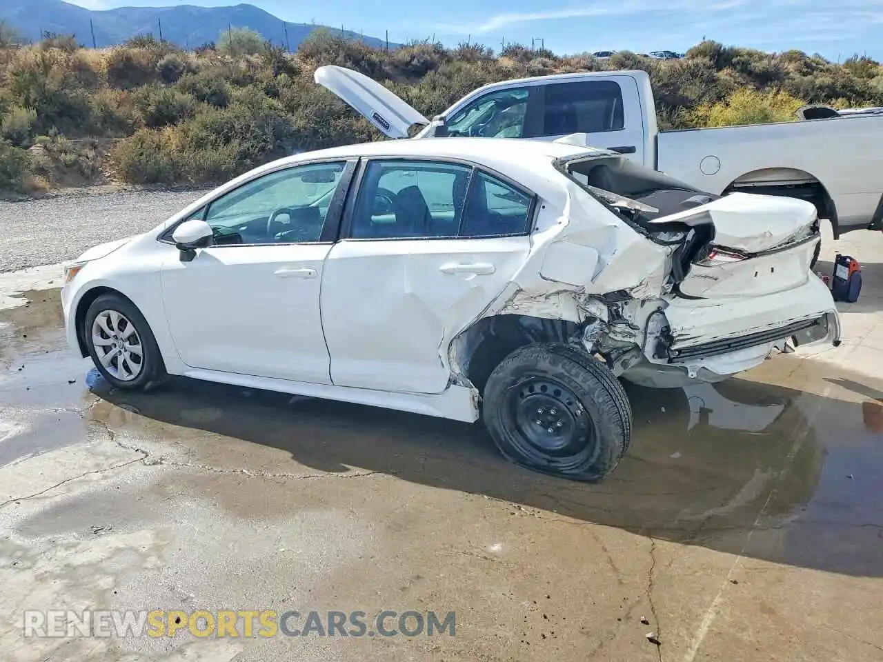 2 Photograph of a damaged car 5YFB4MDE5TP468665 TOYOTA COROLLA 2026