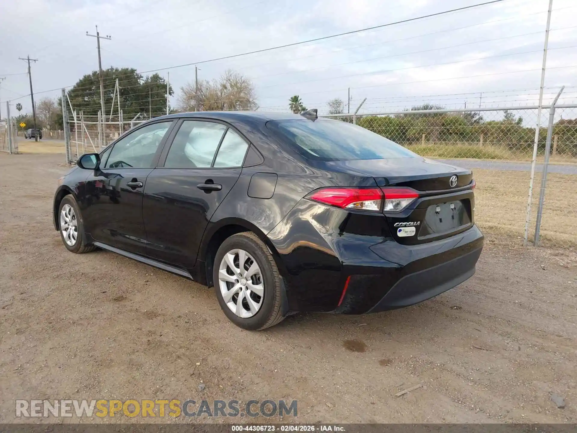 3 Photograph of a damaged car 5YFB4MDEXTP376239 TOYOTA COROLLA 2026