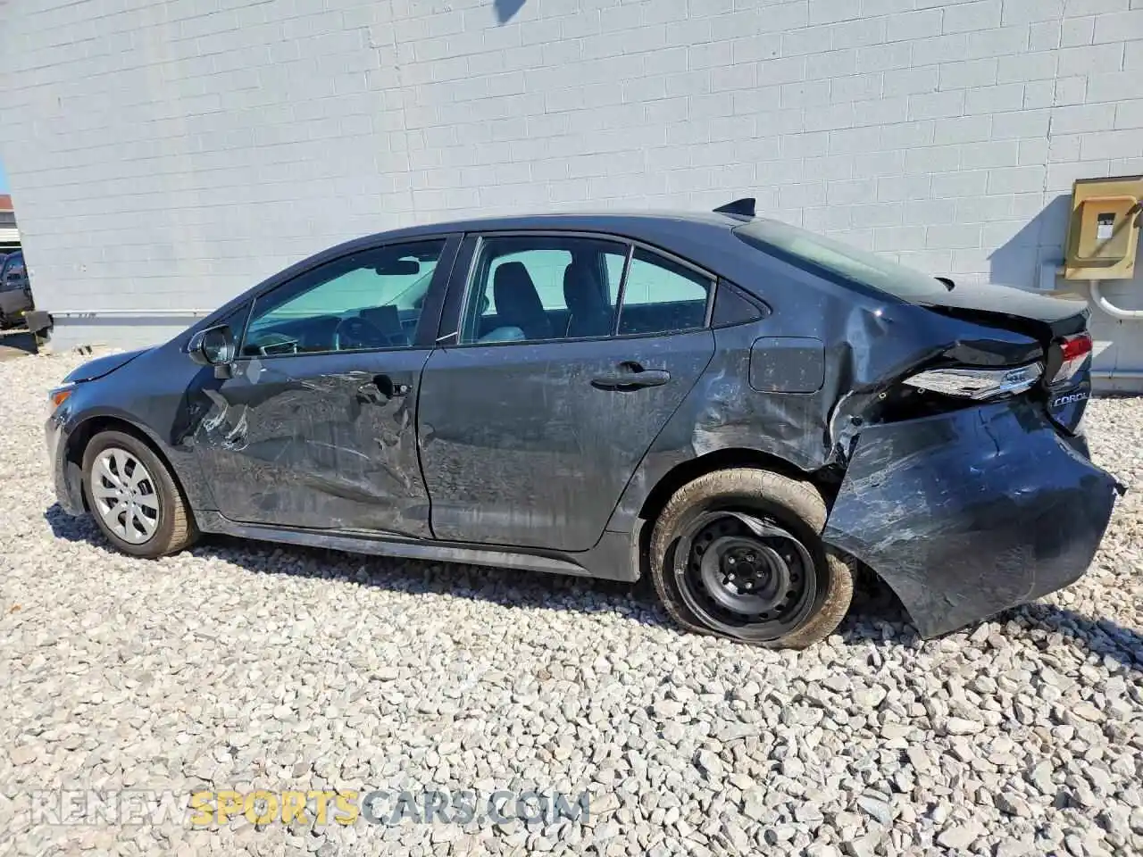 2 Photograph of a damaged car 5YFB4MDEXTP410843 TOYOTA COROLLA 2026