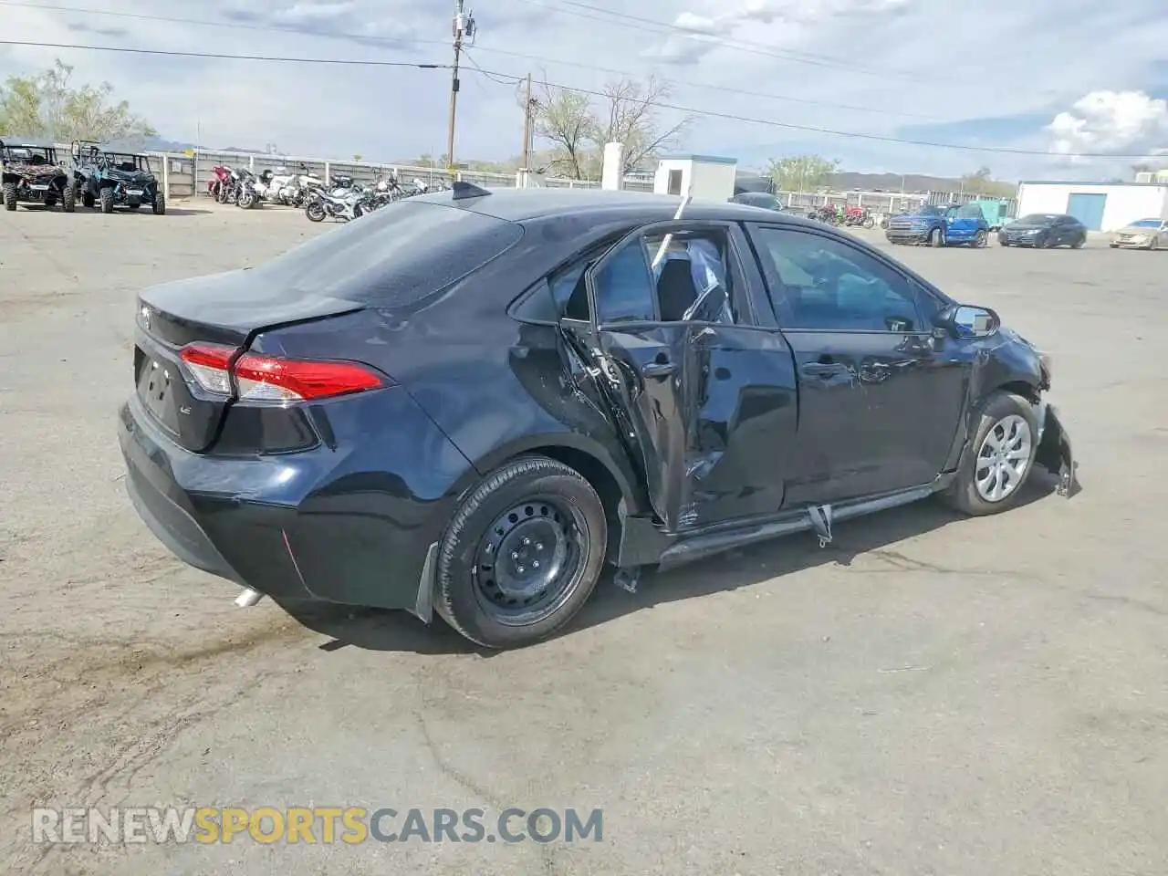 3 fotografías del automóvil dañado 5YFB4MDEXTP487504 TOYOTA COROLLA 2026