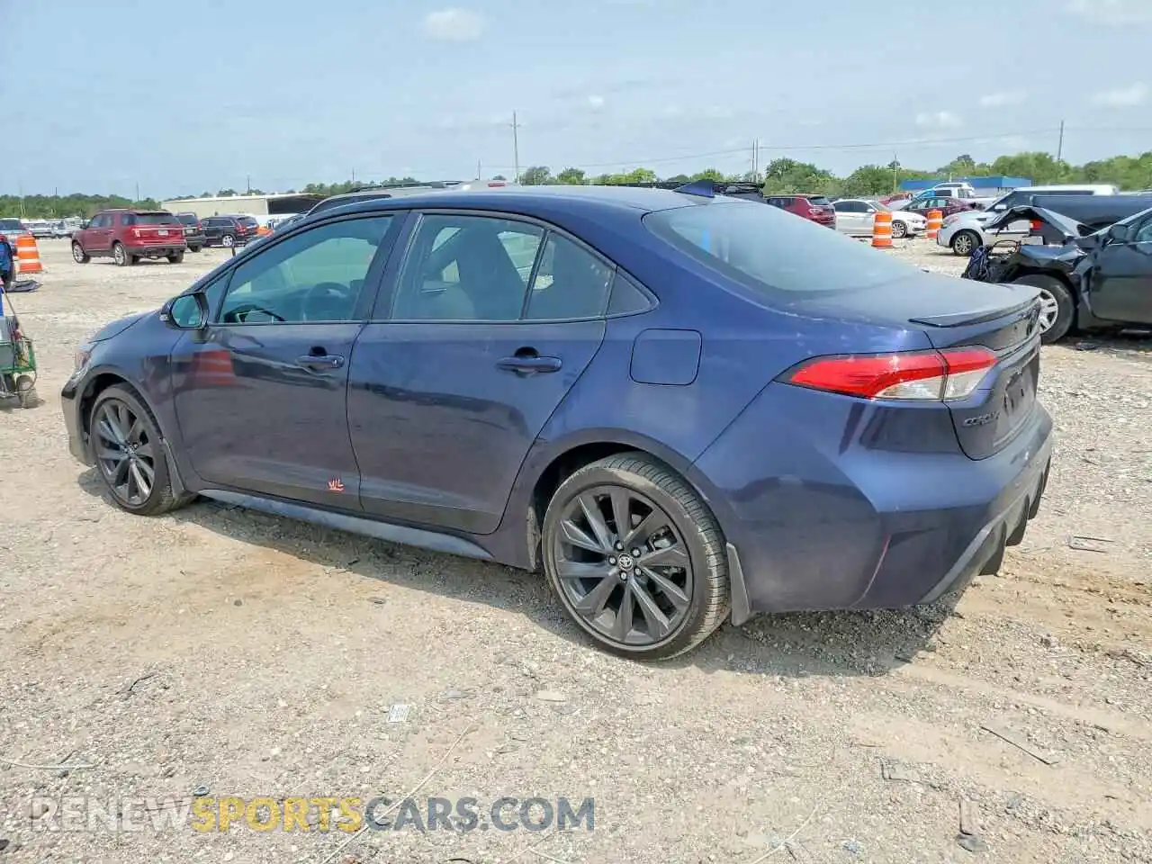 2 fotografías del automóvil dañado 5YFS4MCE1TP254872 TOYOTA COROLLA 2026