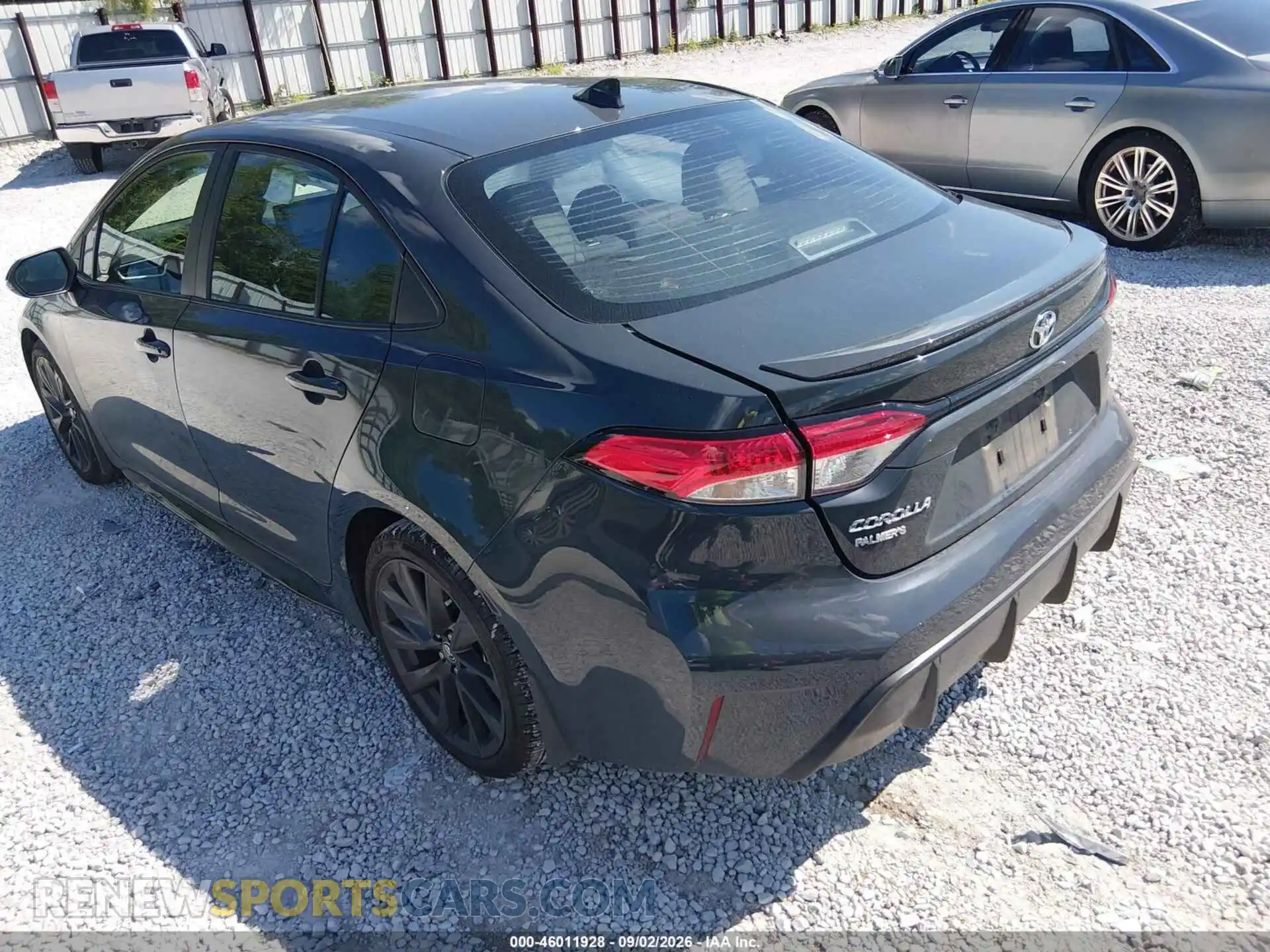 3 fotografías del automóvil dañado 5YFS4MCE2TP256260 TOYOTA COROLLA 2026
