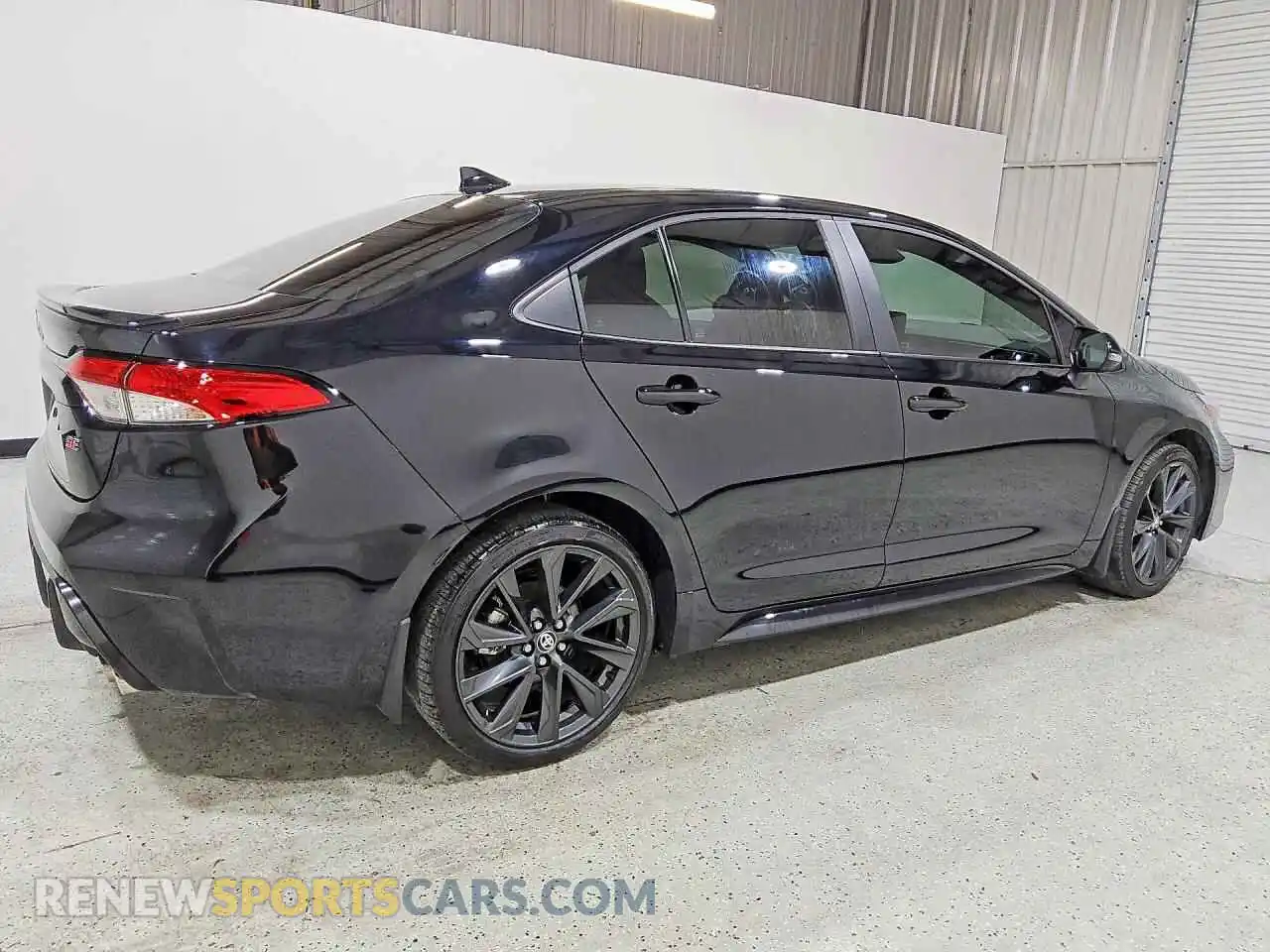 3 fotografías del automóvil dañado 5YFS4MCE4TP256597 TOYOTA COROLLA 2026