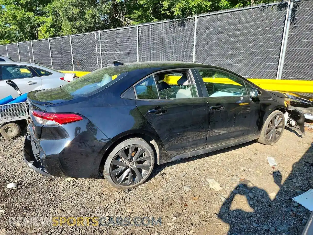 3 Photograph of a damaged car 5YFS4MCE8TP268753 TOYOTA COROLLA 2026