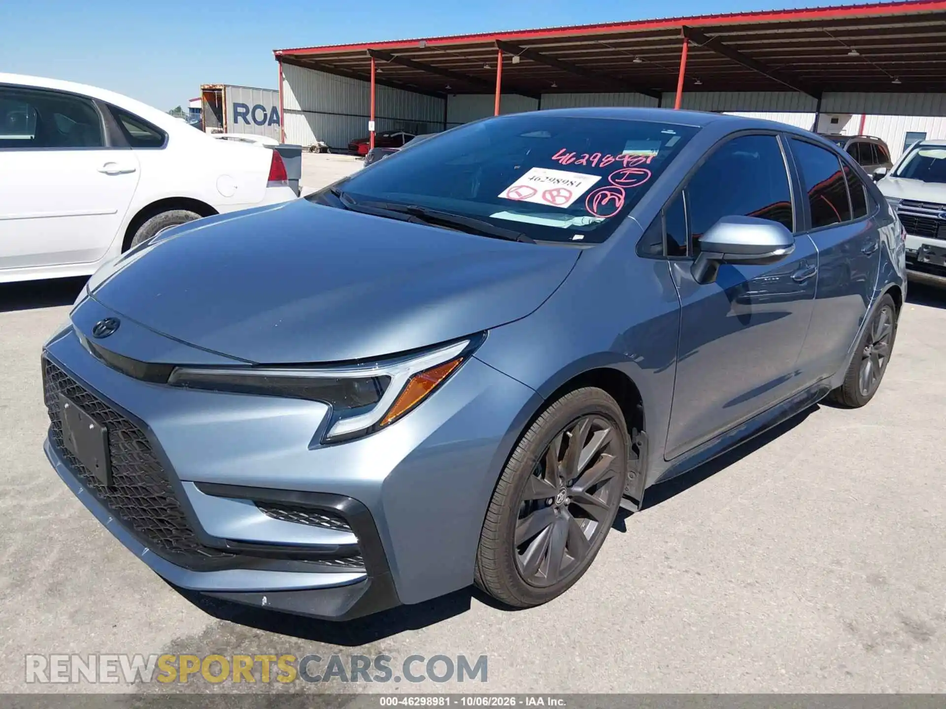 2 fotografías del automóvil dañado 5YFS4MCE8TP285648 TOYOTA COROLLA 2026